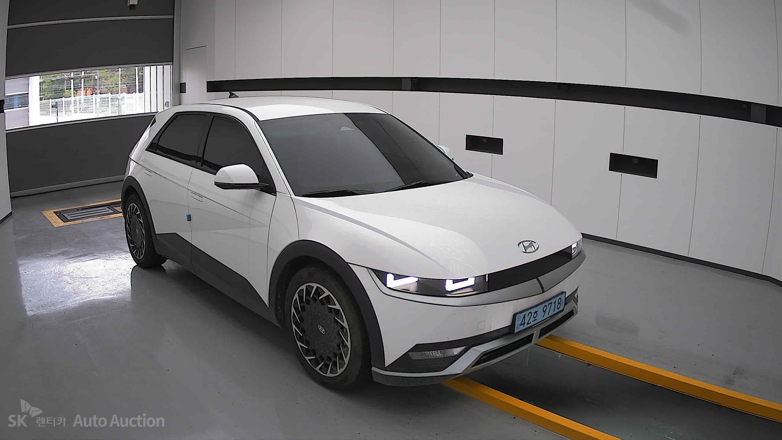 2023 - hyundai ioniq