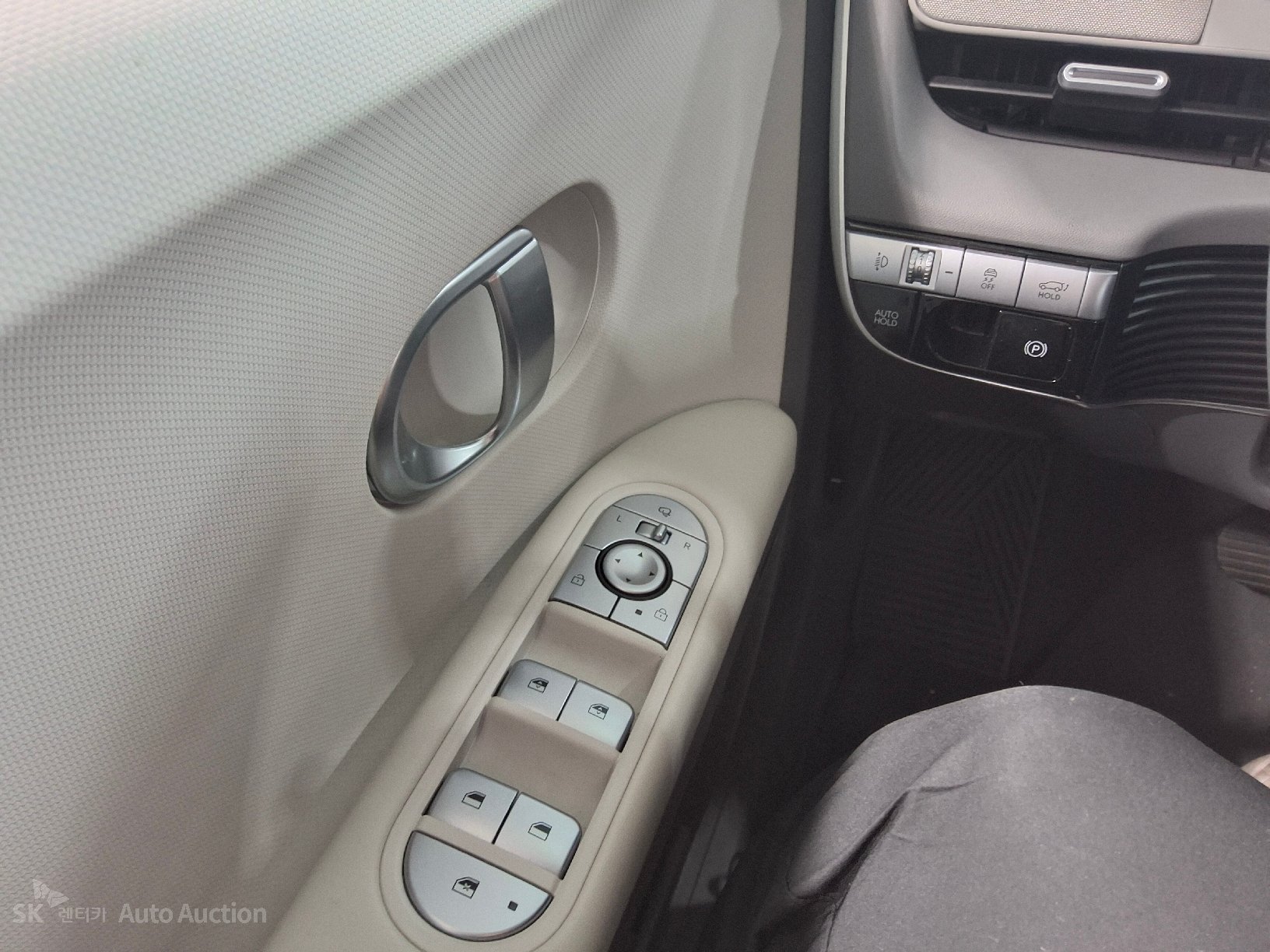 2023 - hyundai ioniq