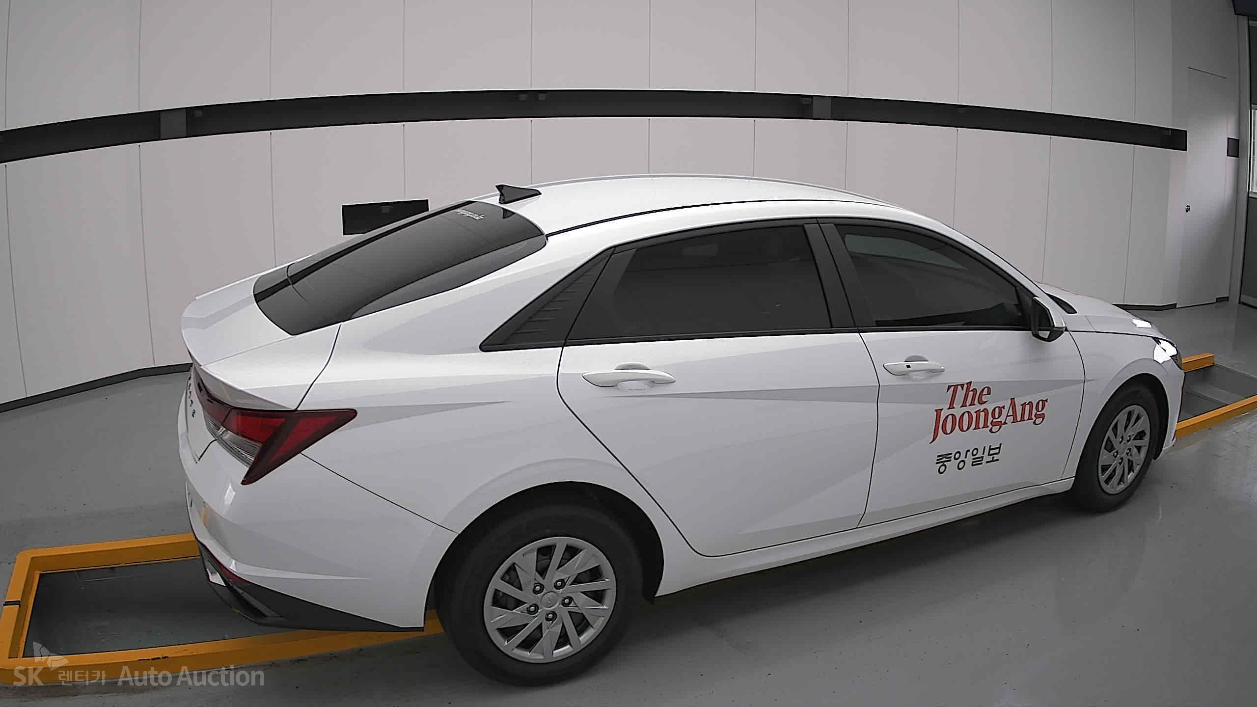 2021 - hyundai avante