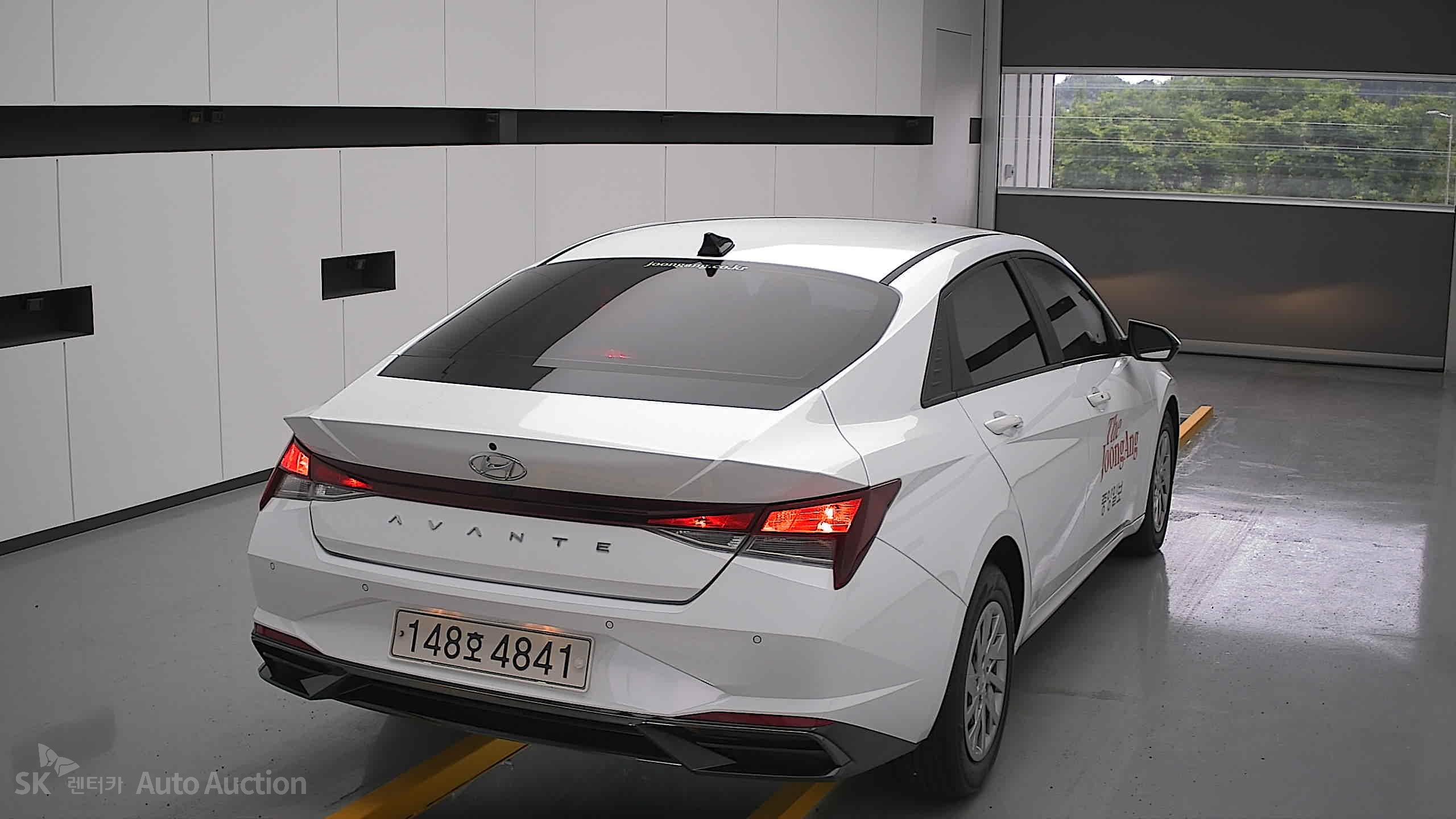 2021 - hyundai avante