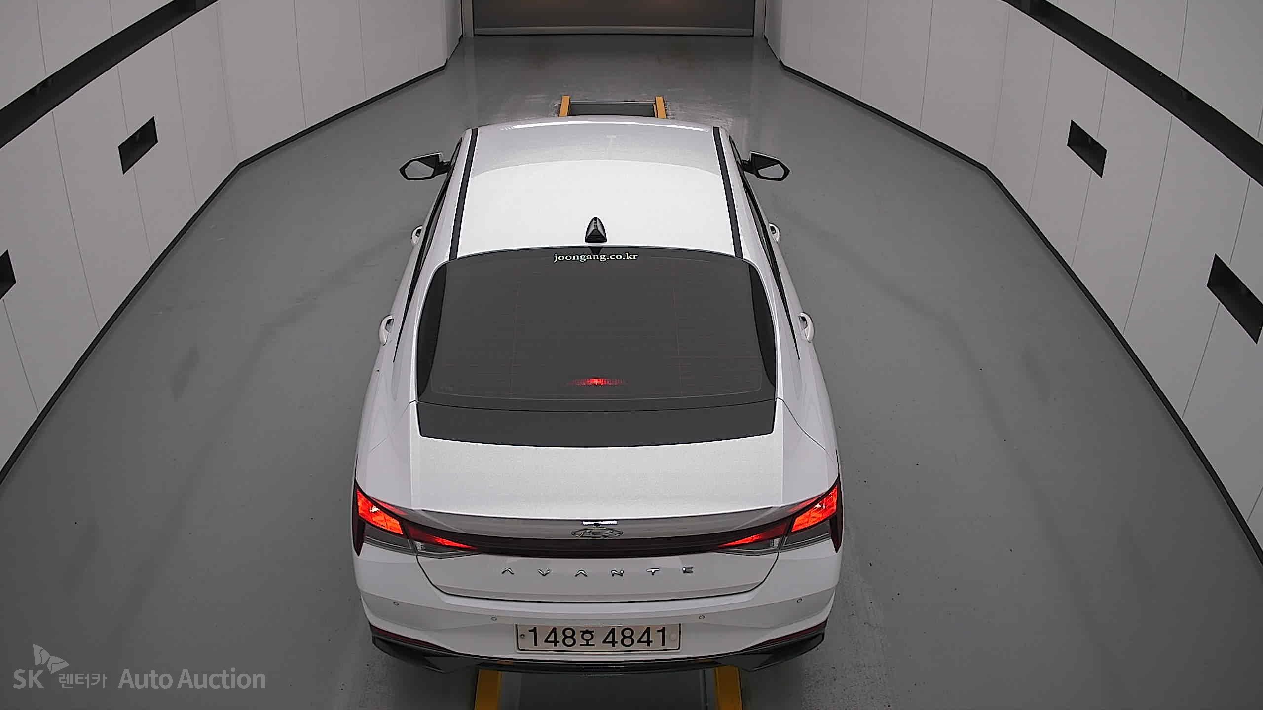 2021 - hyundai avante