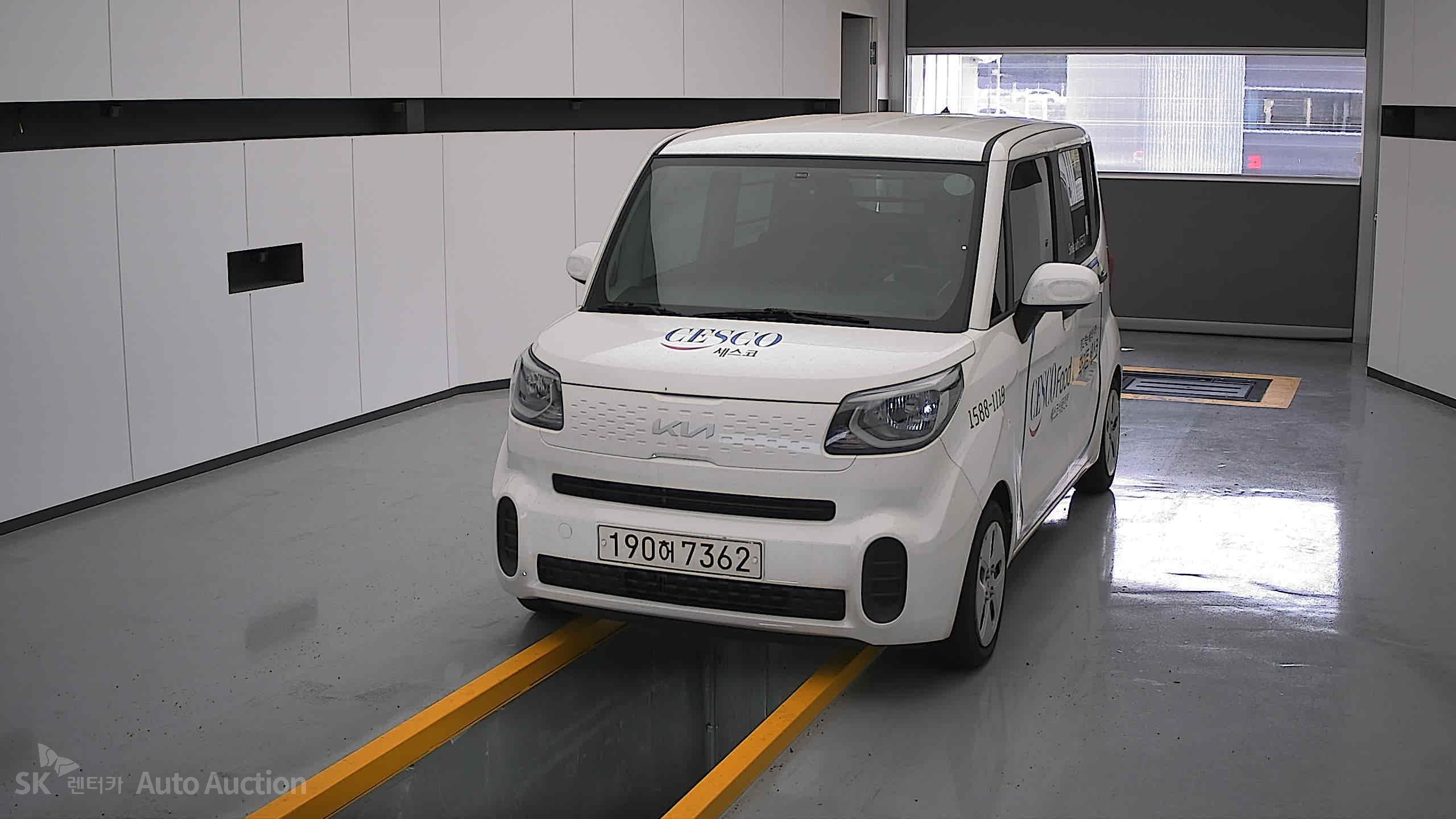 2022 - kia ray