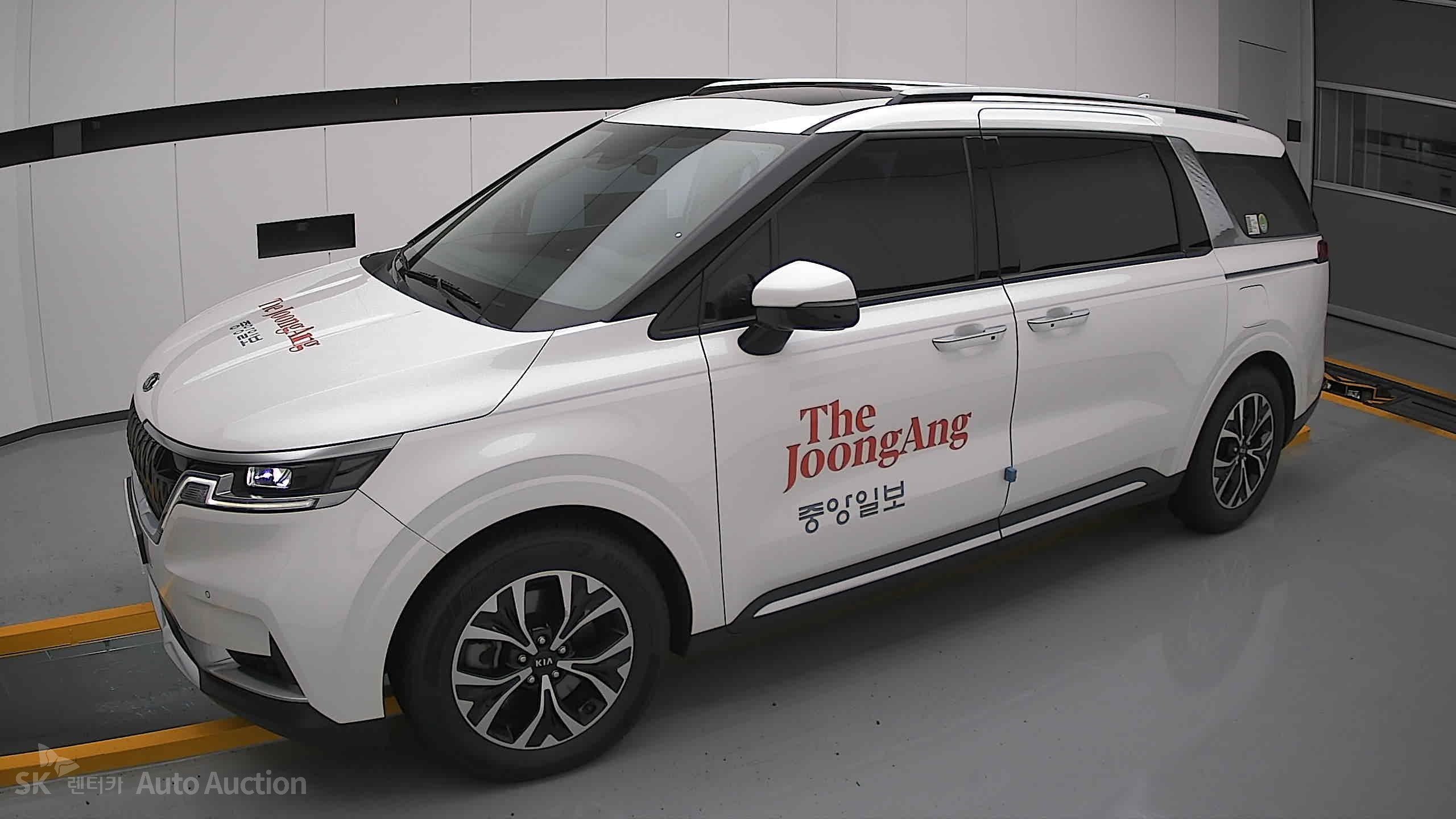 2021 - kia carnival