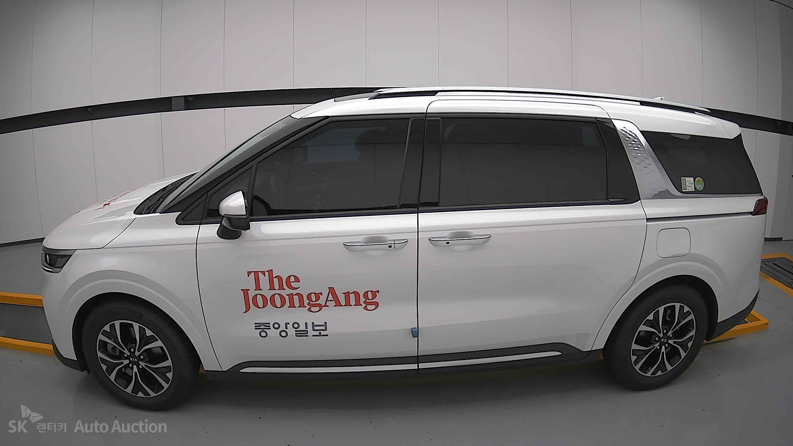 2021 - kia carnival