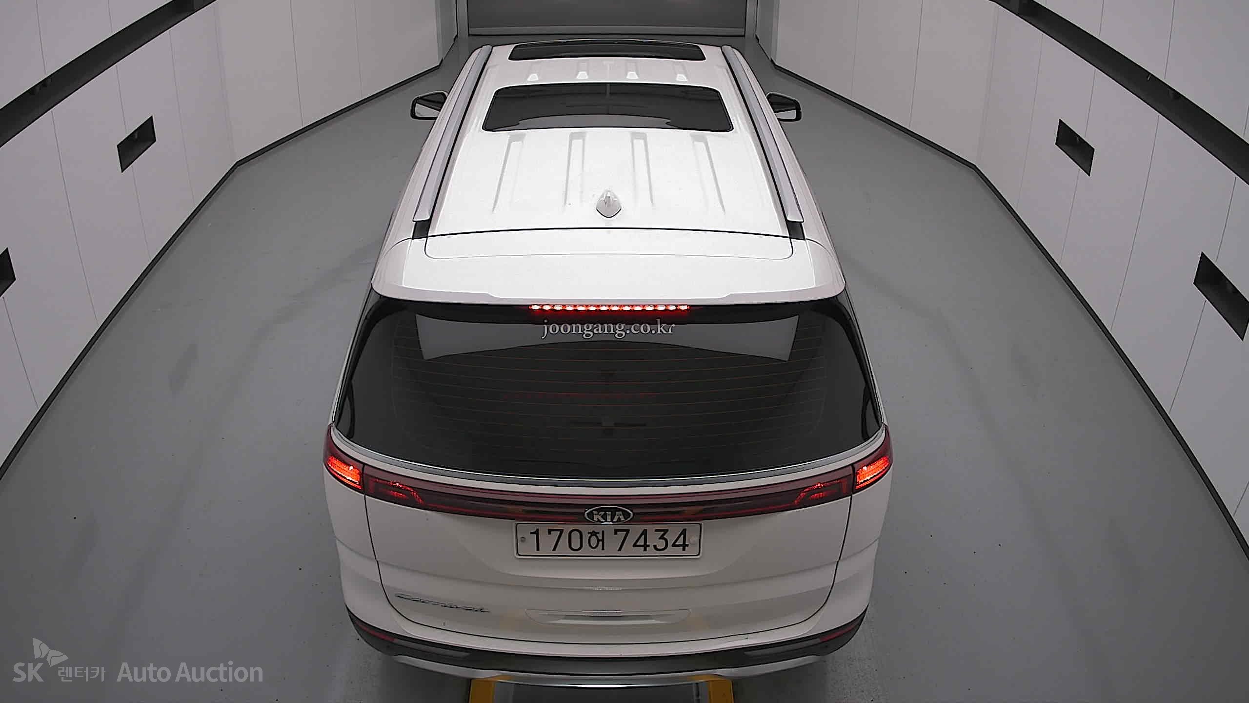 2021 - kia carnival
