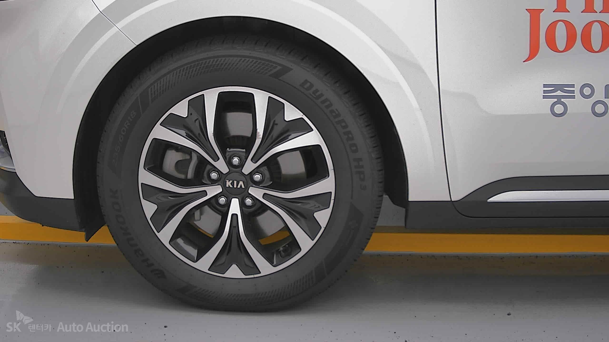 2021 - kia carnival