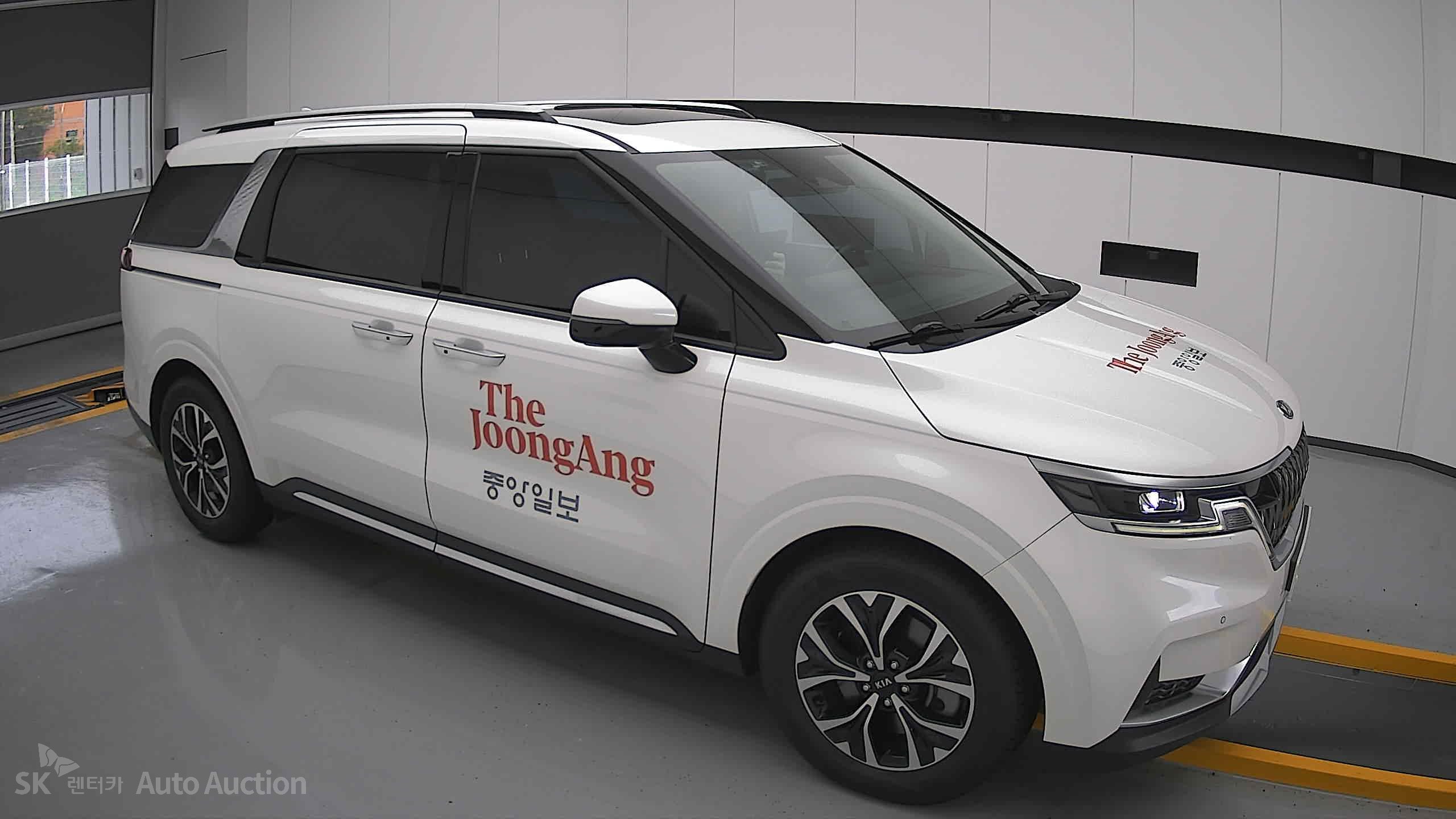 2021 - kia carnival