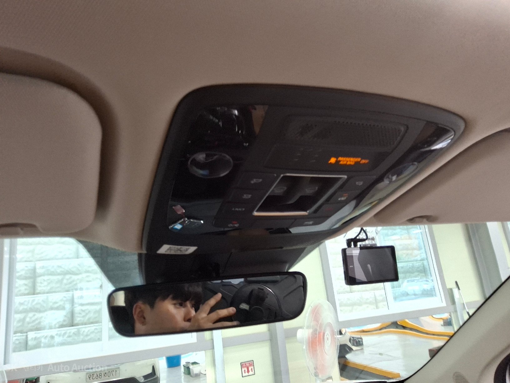 2021 - kia carnival