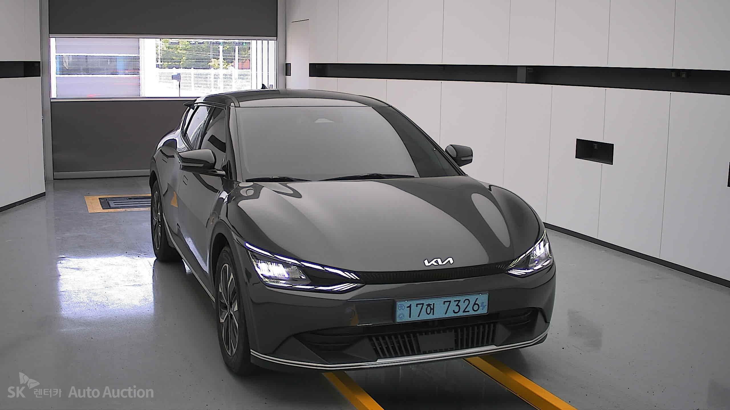 2022 - kia ev6