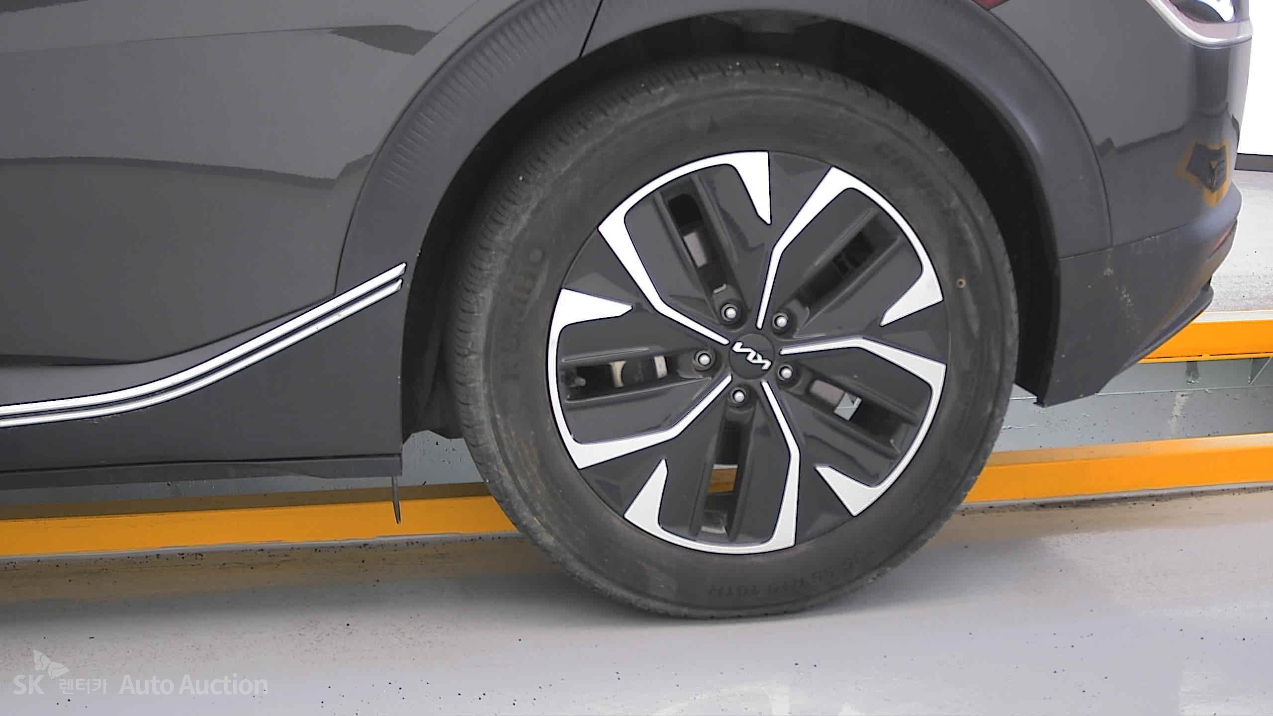 2022 - kia ev6