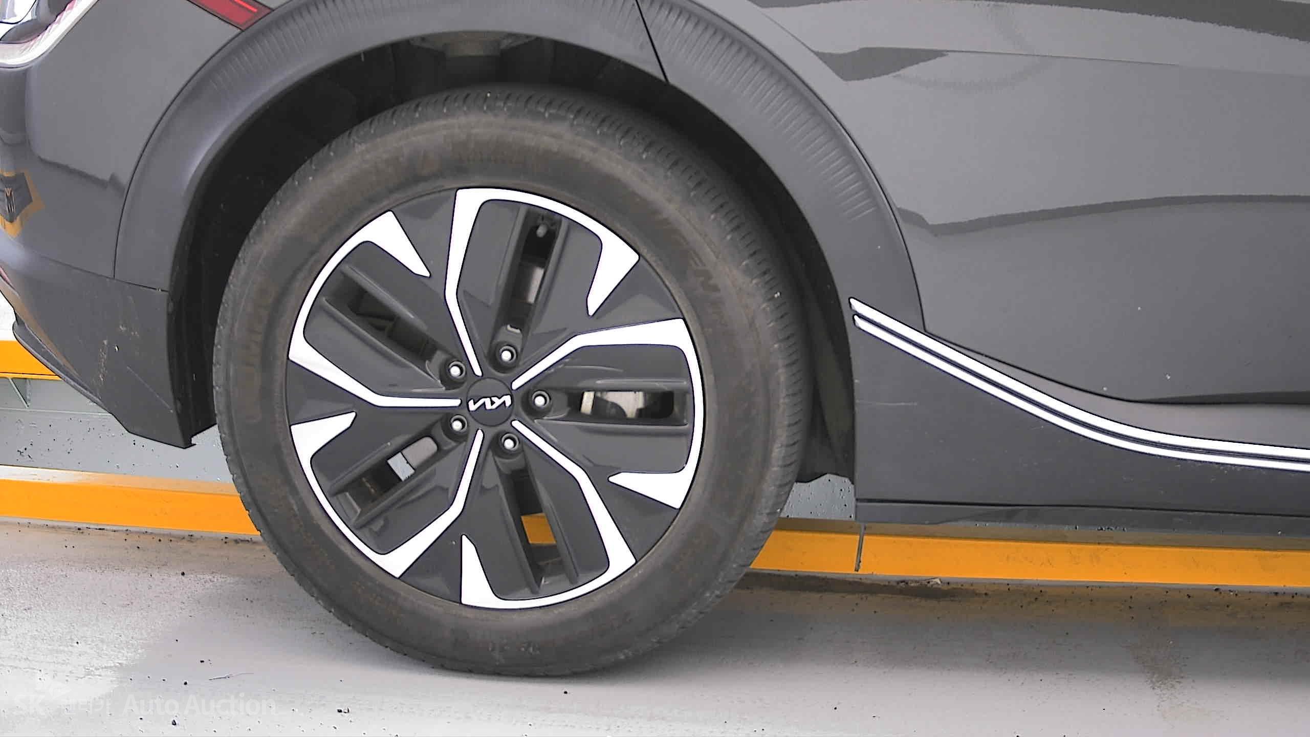 2022 - kia ev6