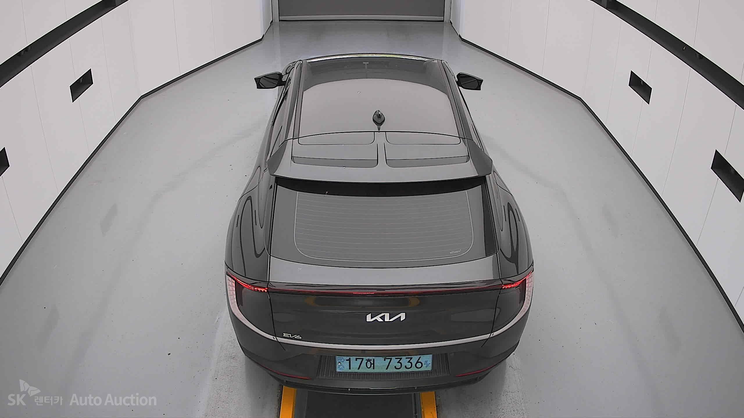 2022 - kia ev6
