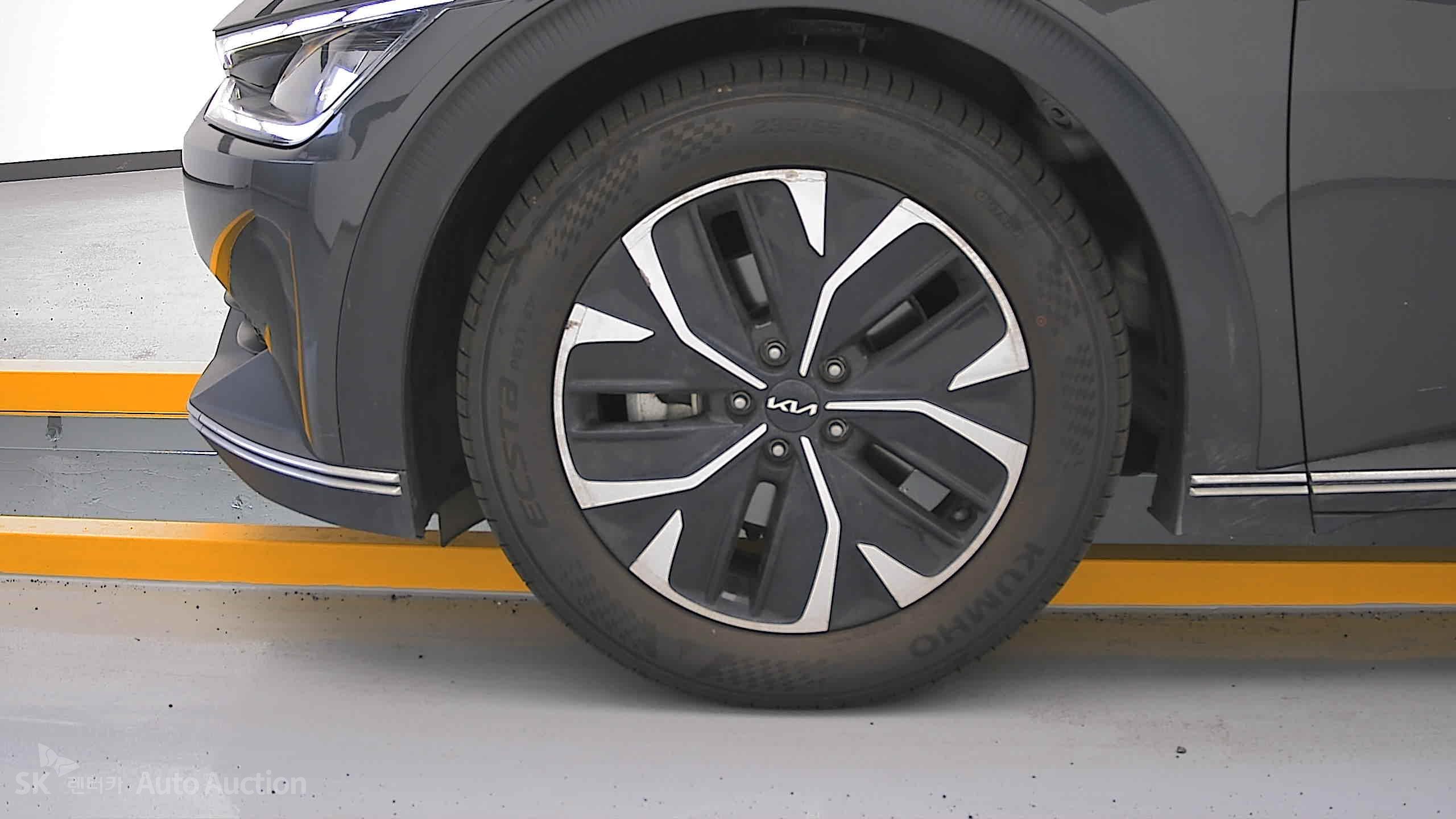 2022 - kia ev6