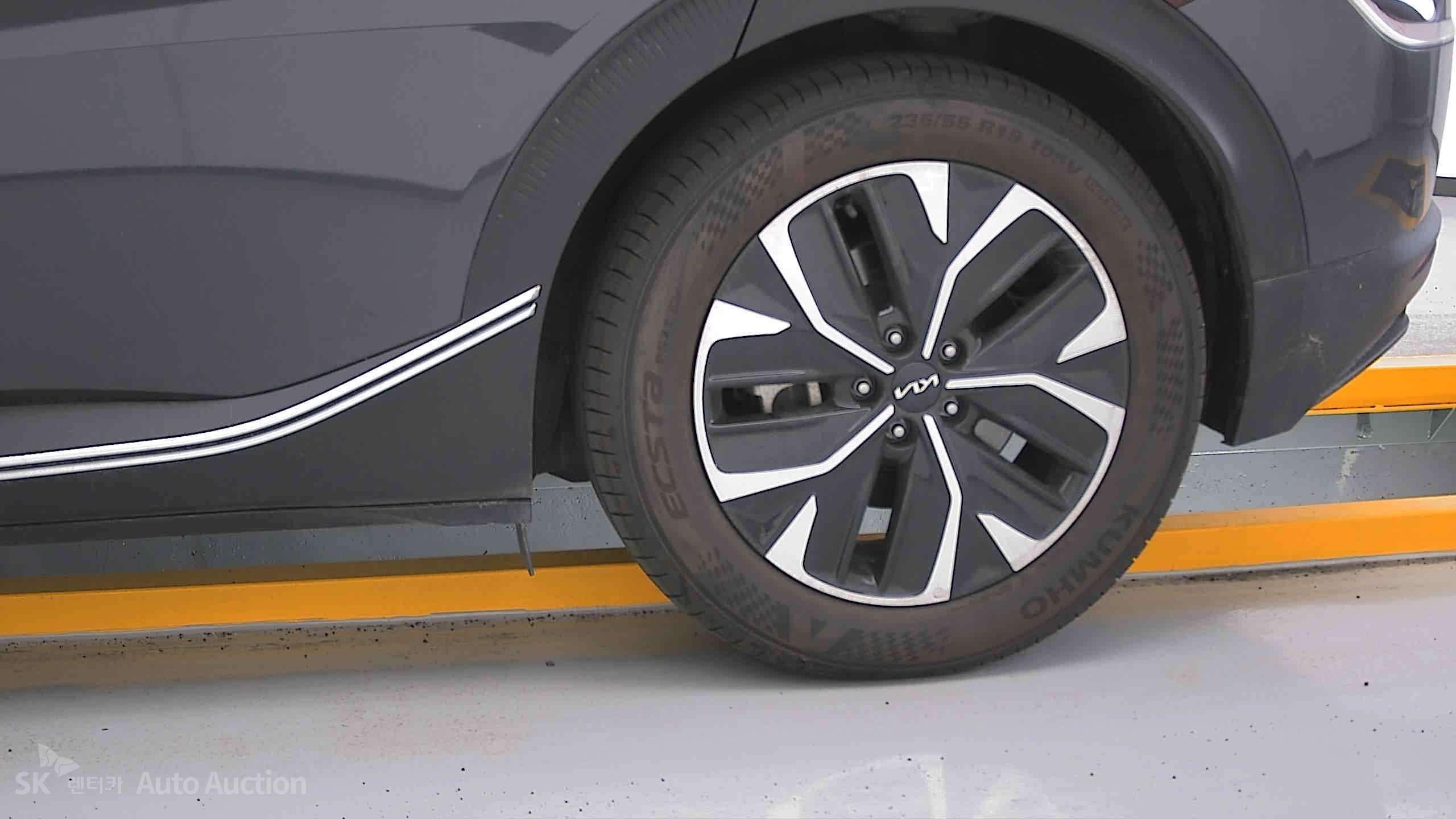 2022 - kia ev6
