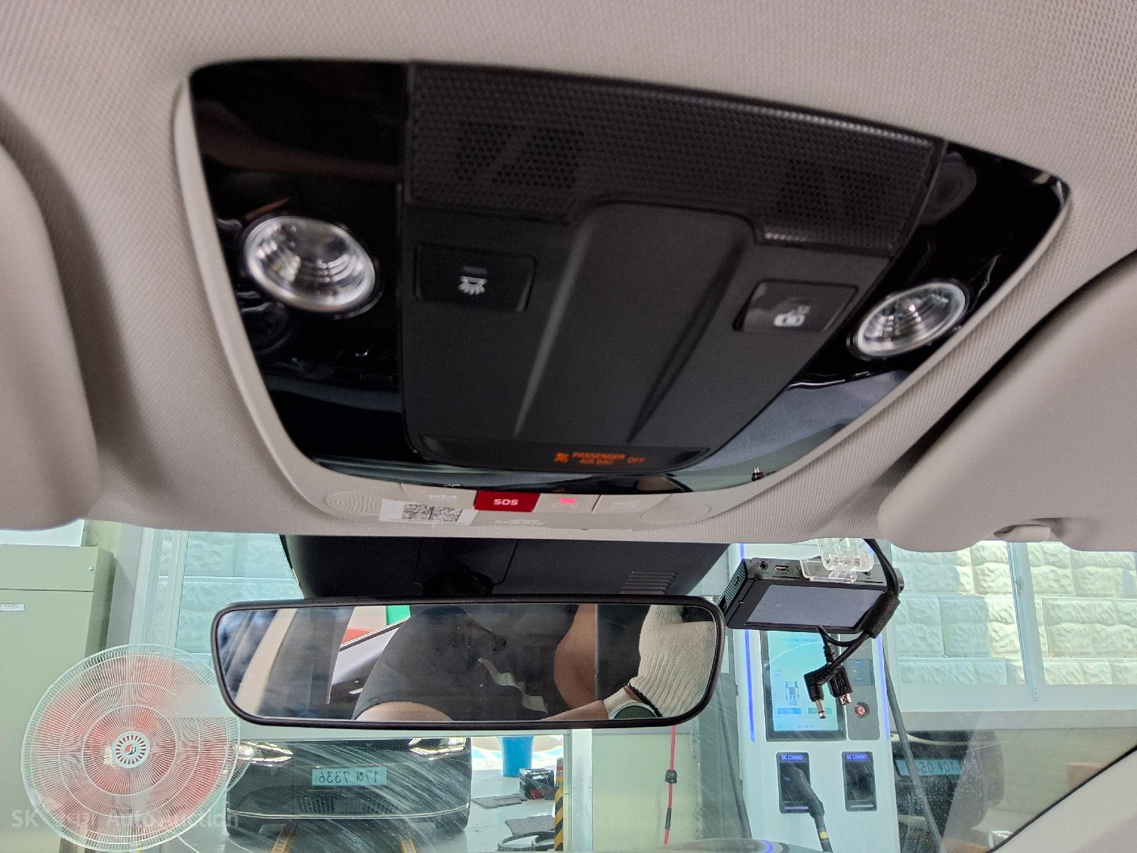 2022 - kia ev6