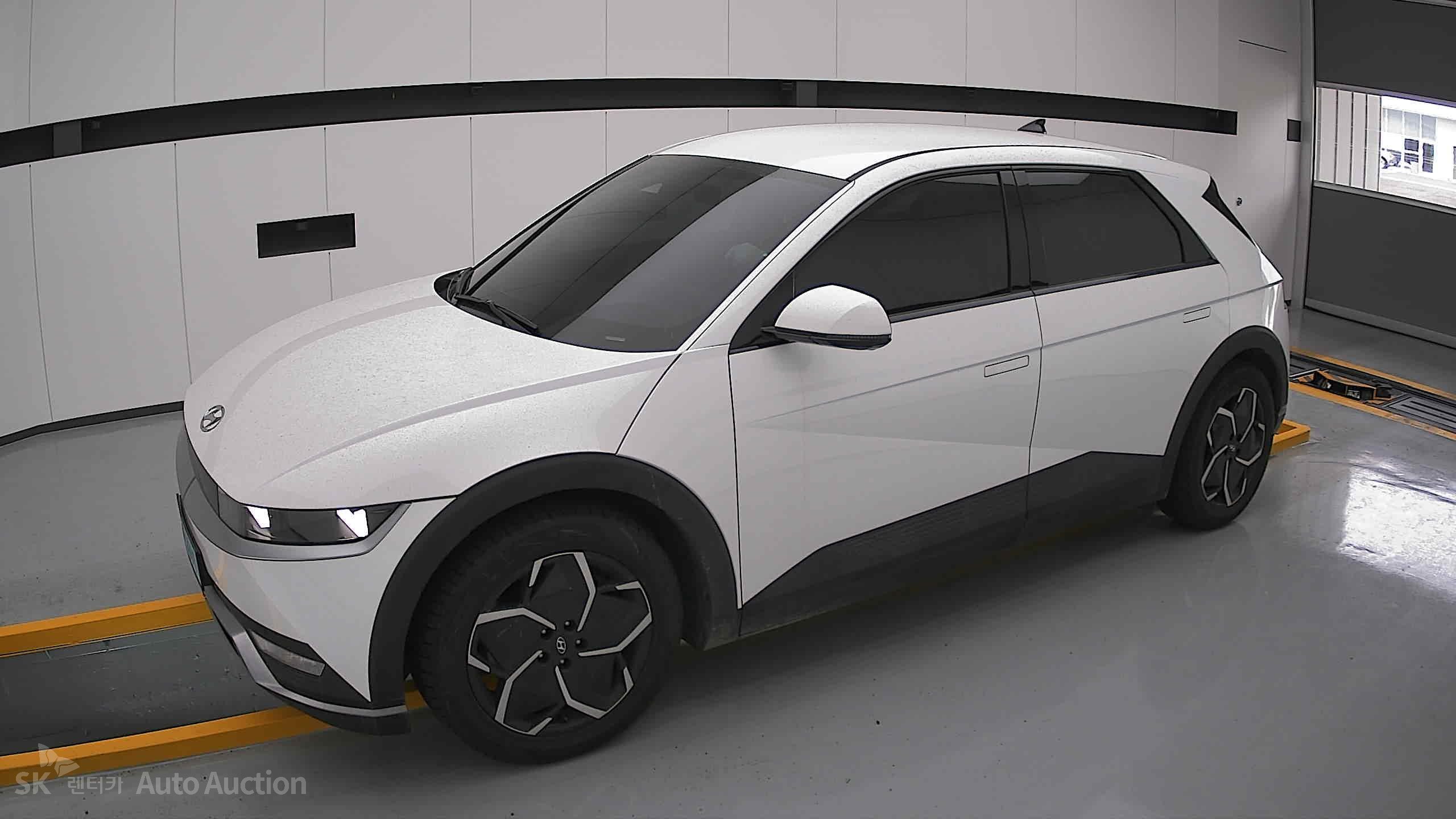 2022 - hyundai ioniq