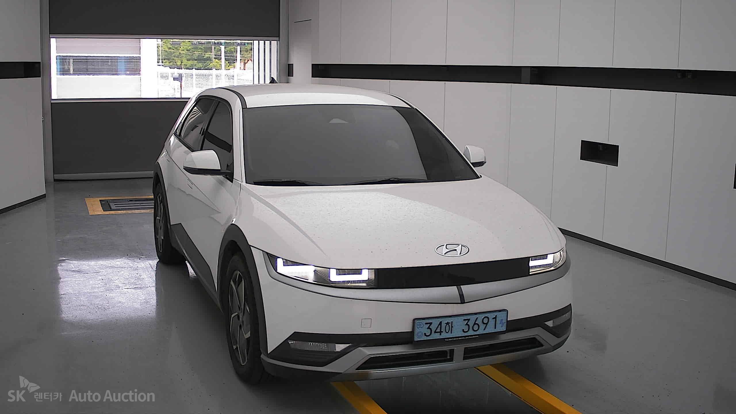 2022 - hyundai ioniq