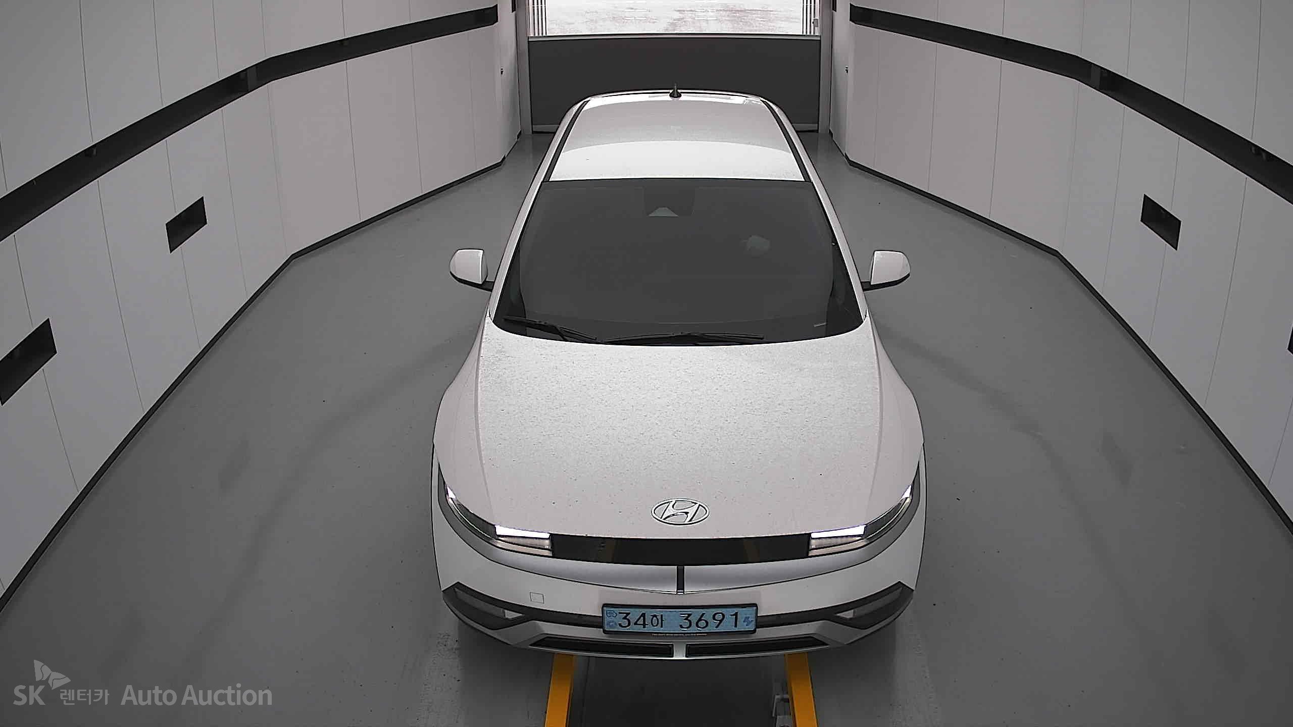 2022 - hyundai ioniq