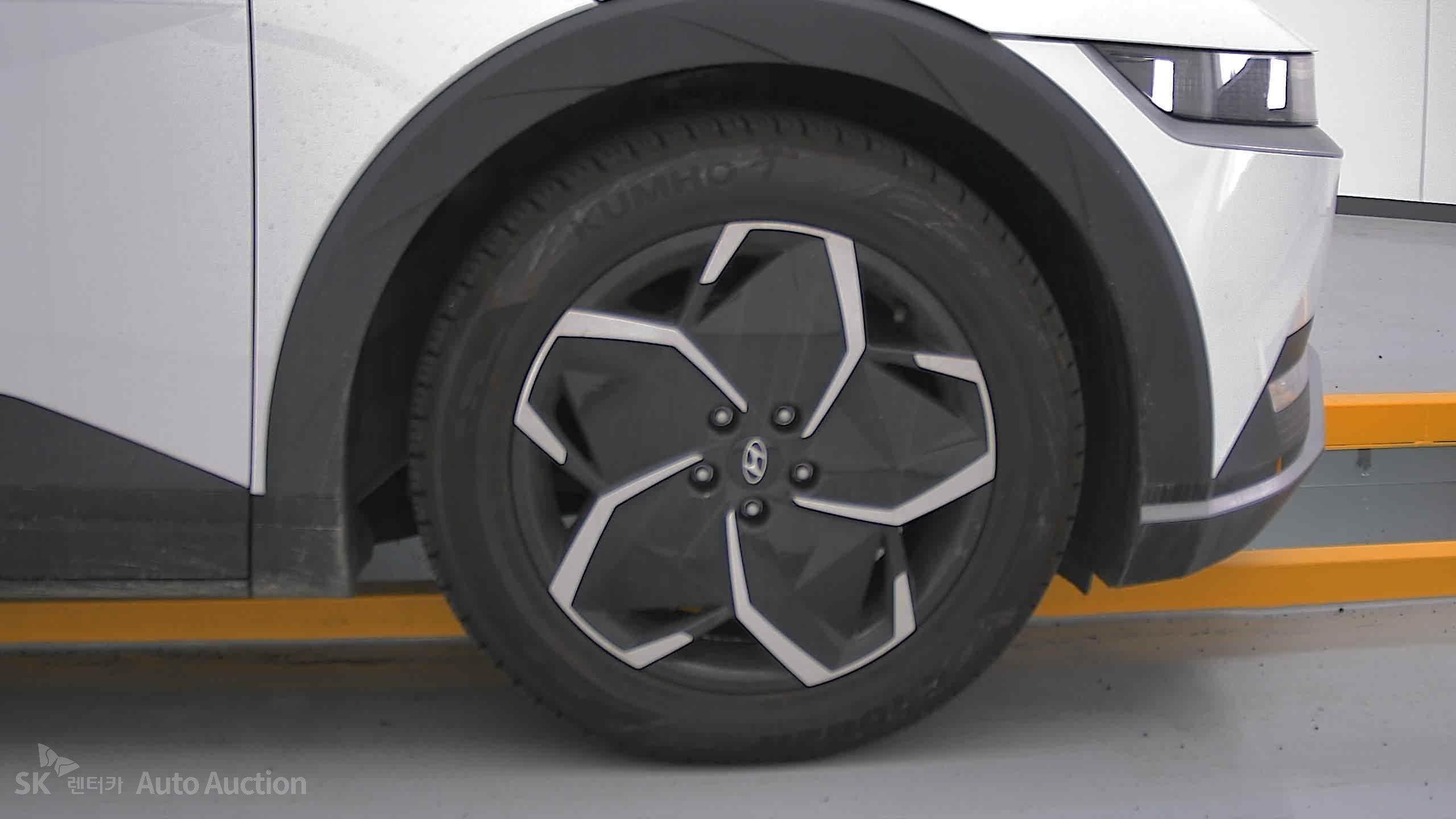 2022 - hyundai ioniq