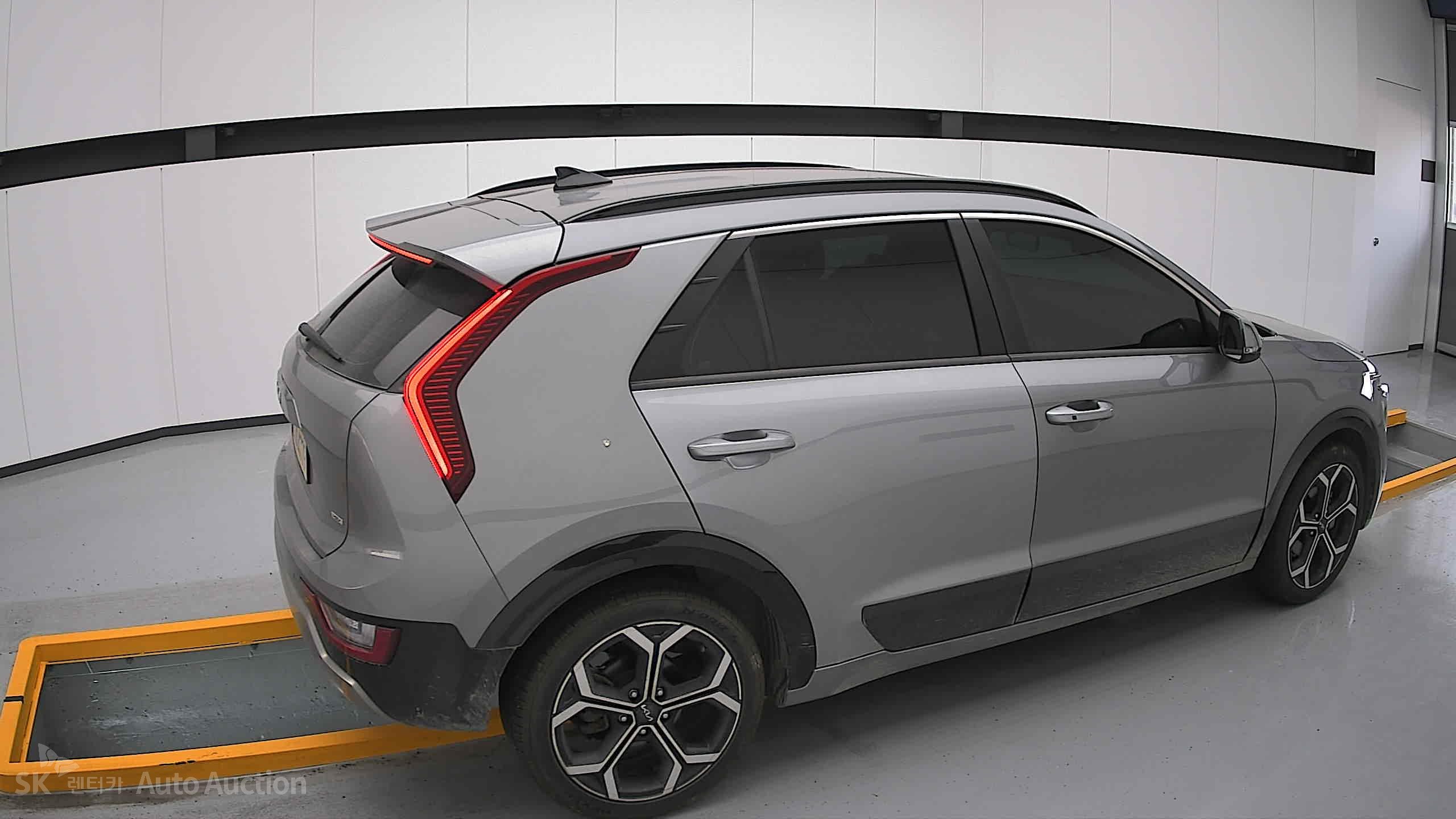 2022 - kia all-new niro