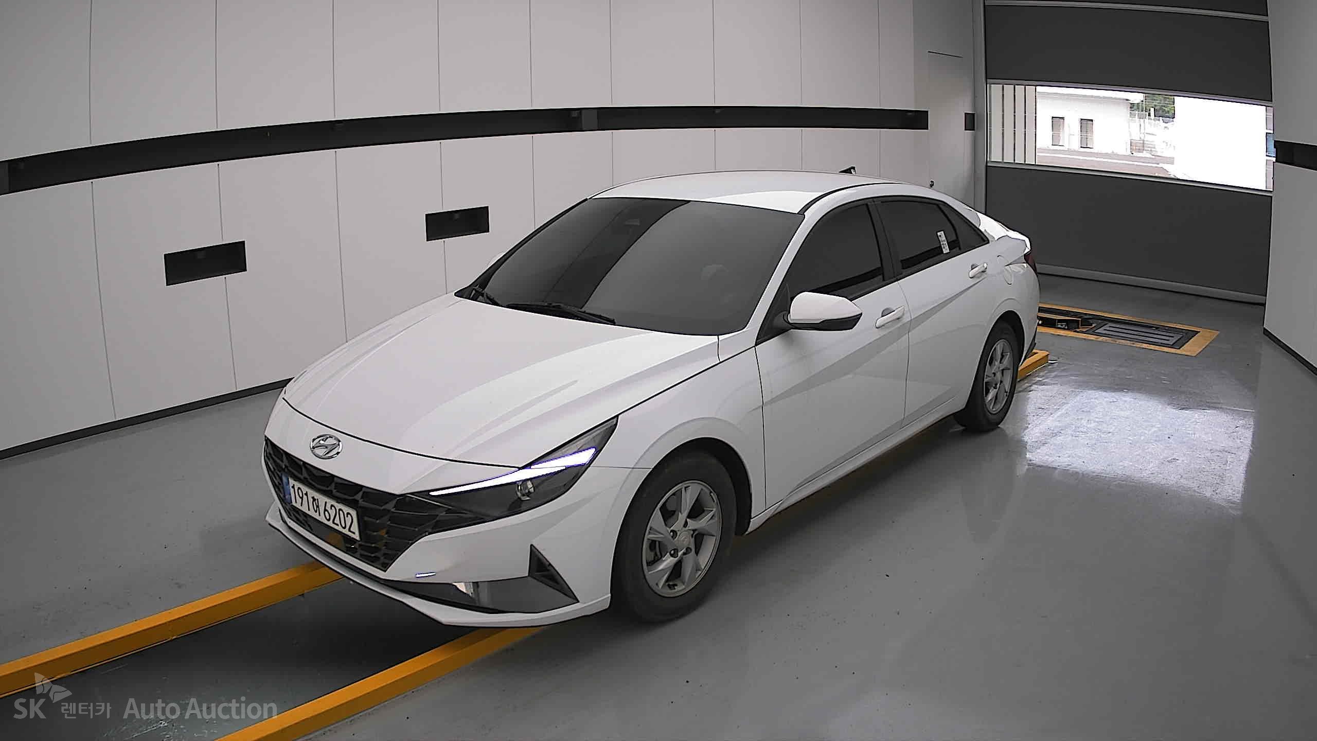 2023 - hyundai avante