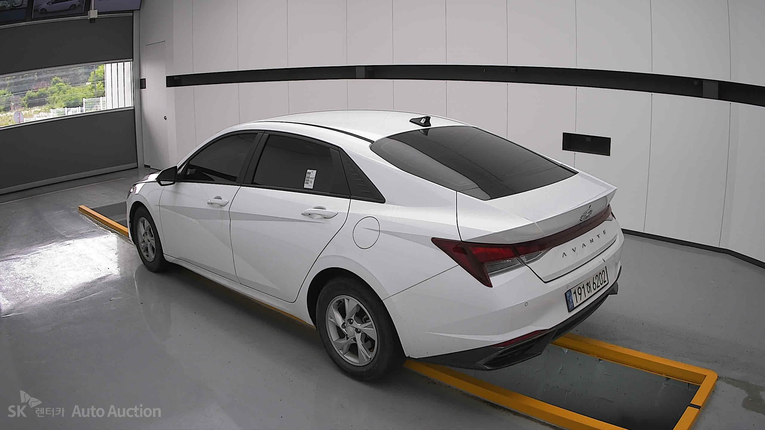 2023 - hyundai avante