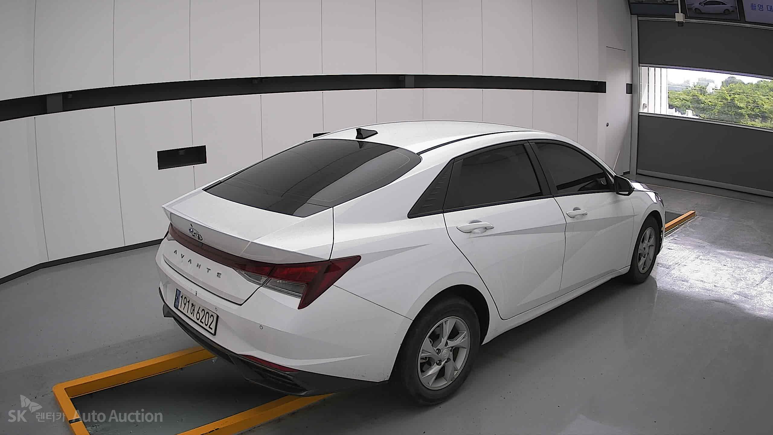 2023 - hyundai avante