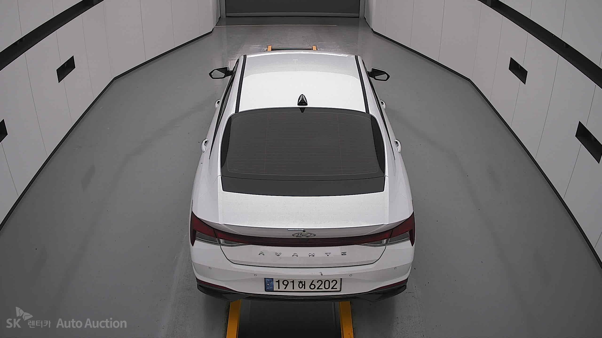 2023 - hyundai avante