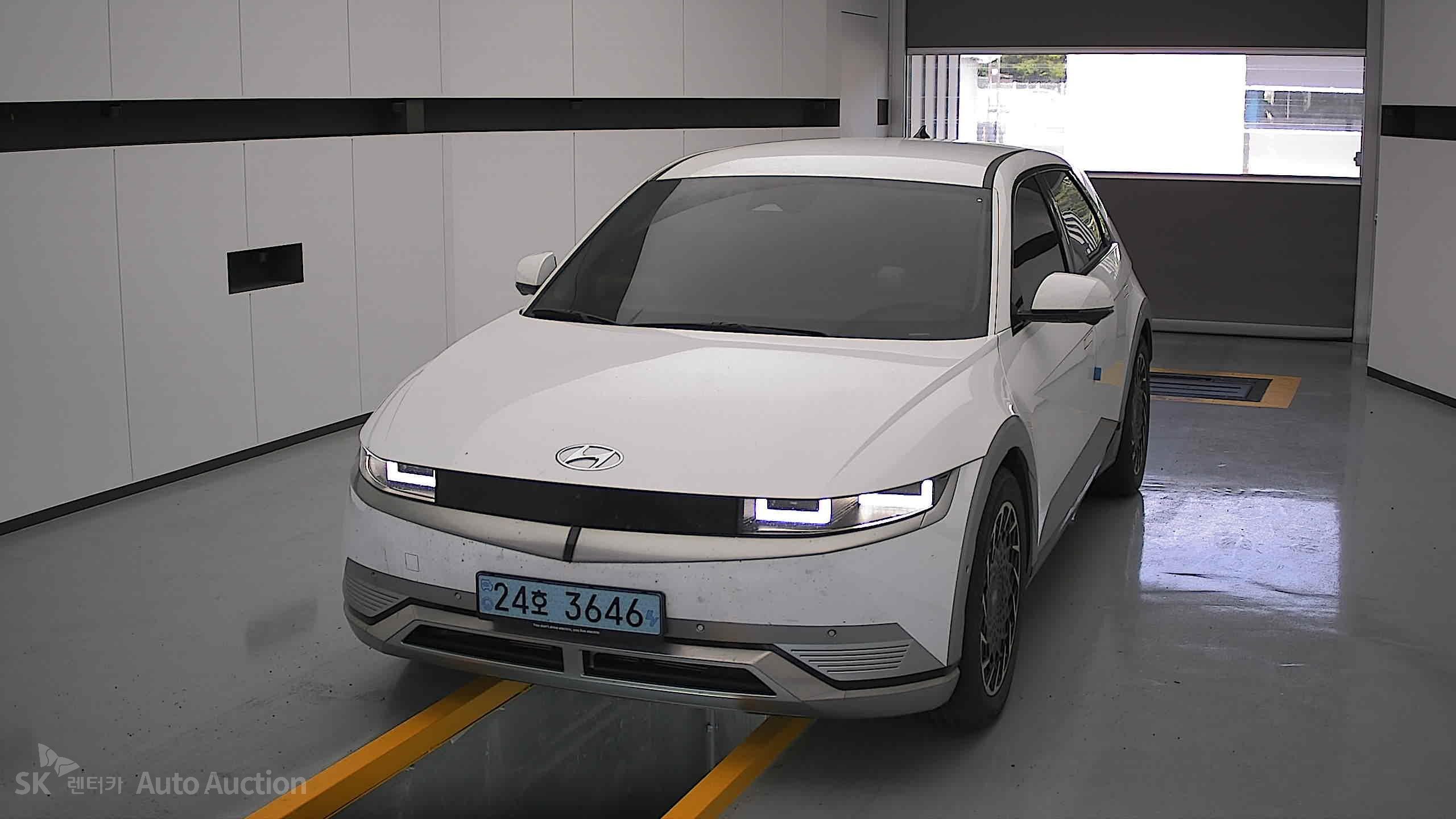2022 - hyundai ioniq