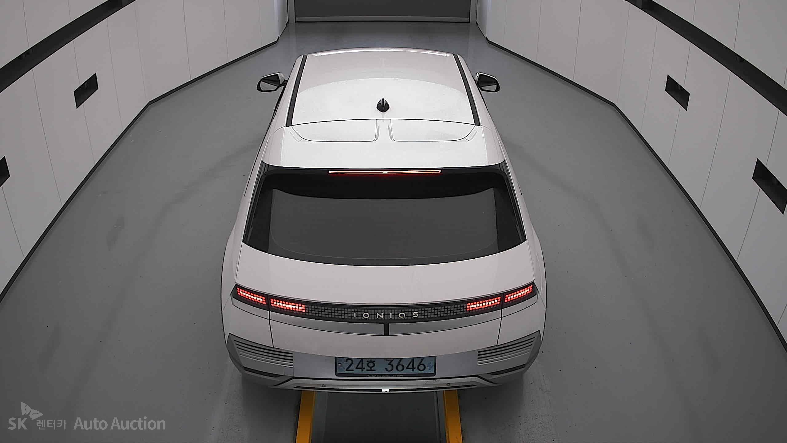 2022 - hyundai ioniq