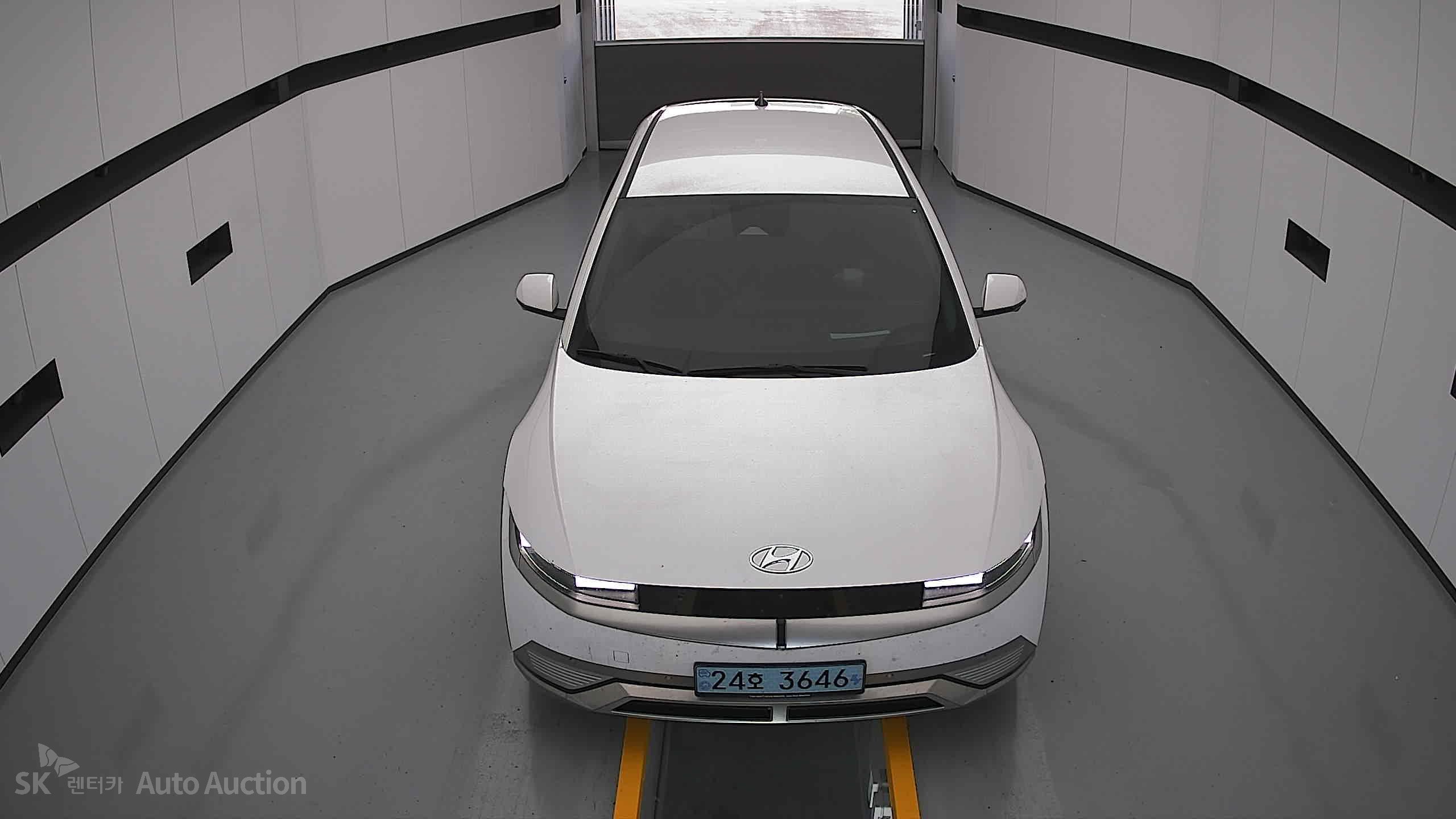 2022 - hyundai ioniq