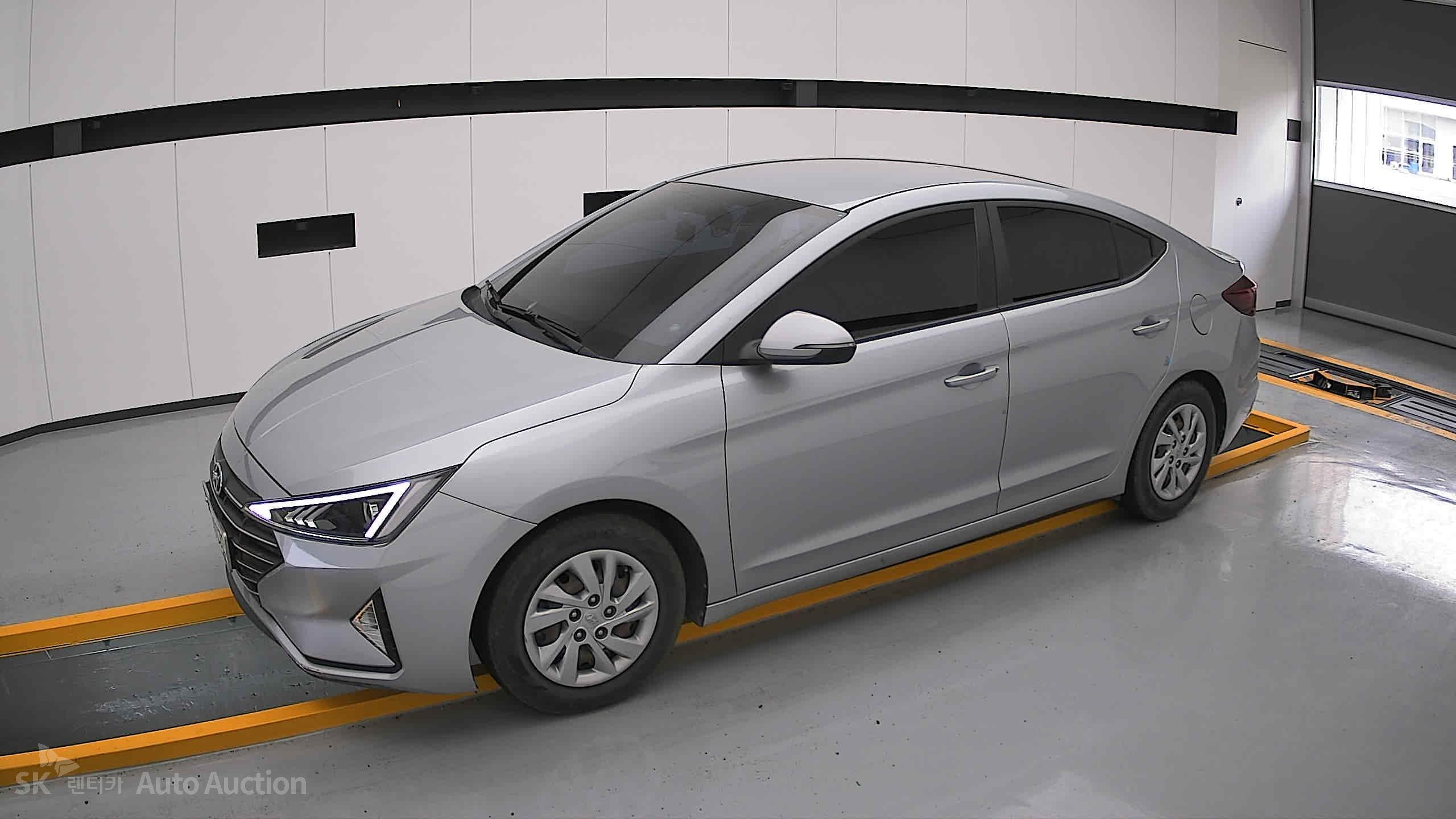 2020 - hyundai avante ad
