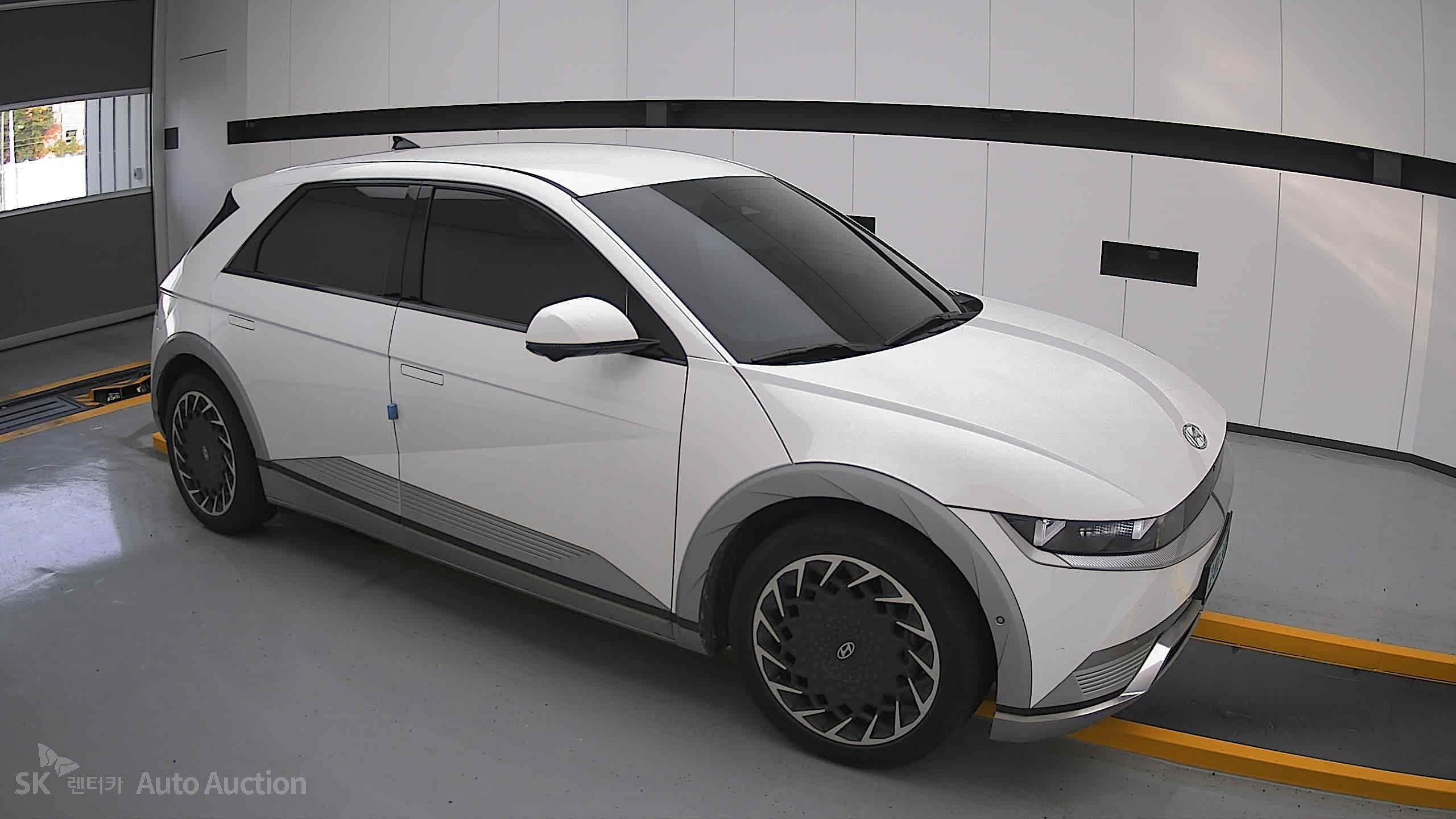 2022 - hyundai ioniq