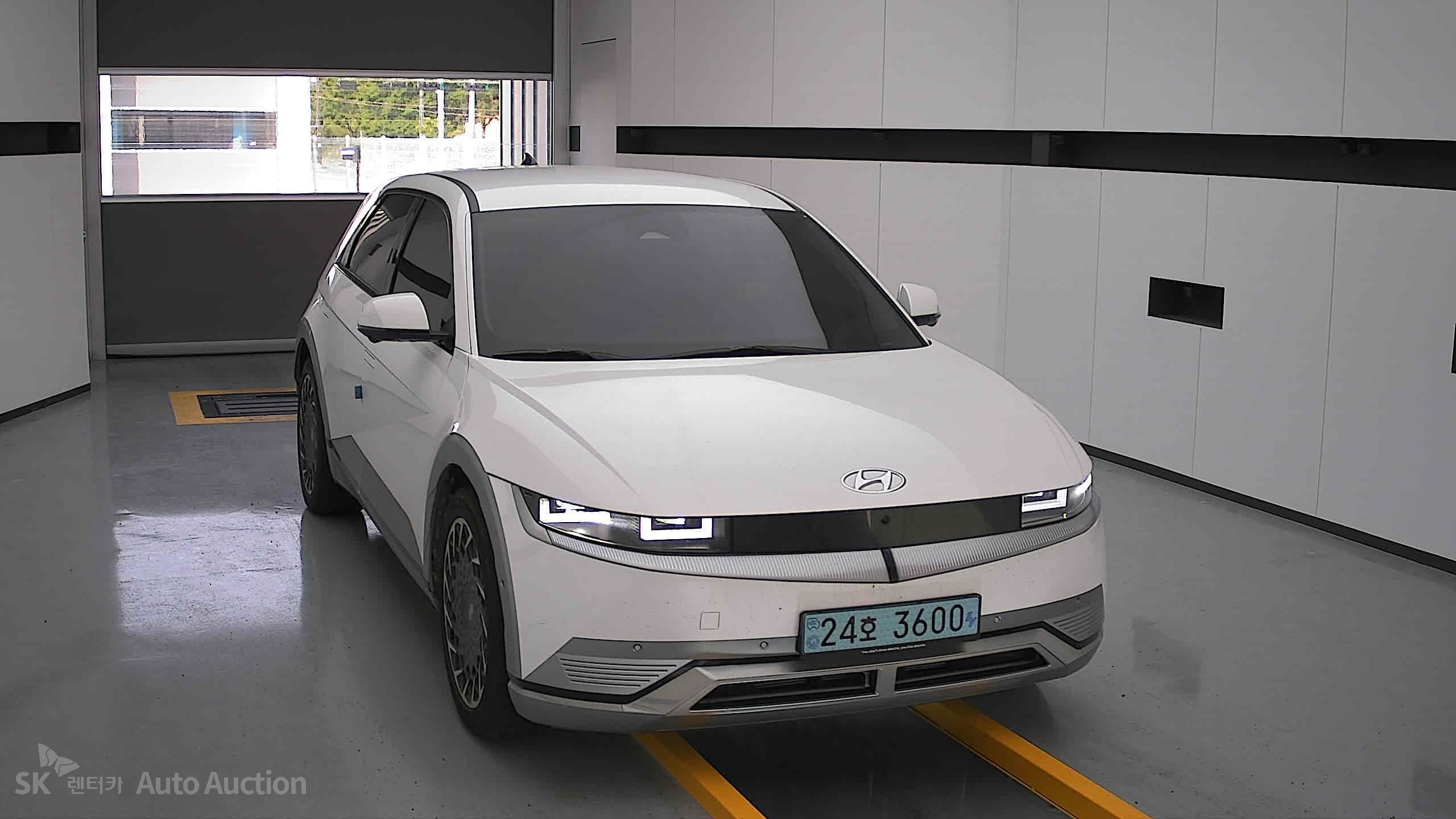 2022 - hyundai ioniq