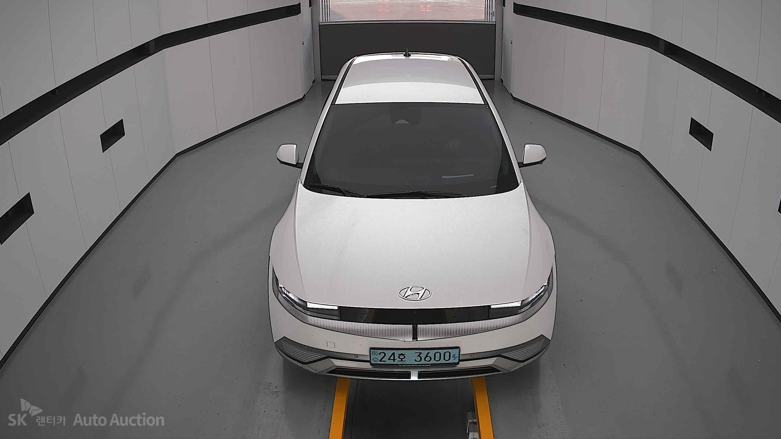 2022 - hyundai ioniq