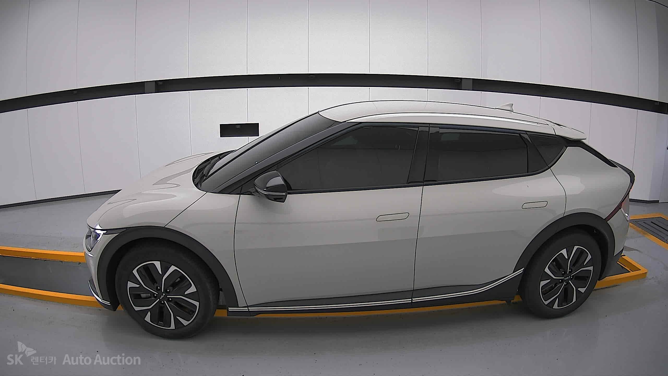 2022 - kia ev6