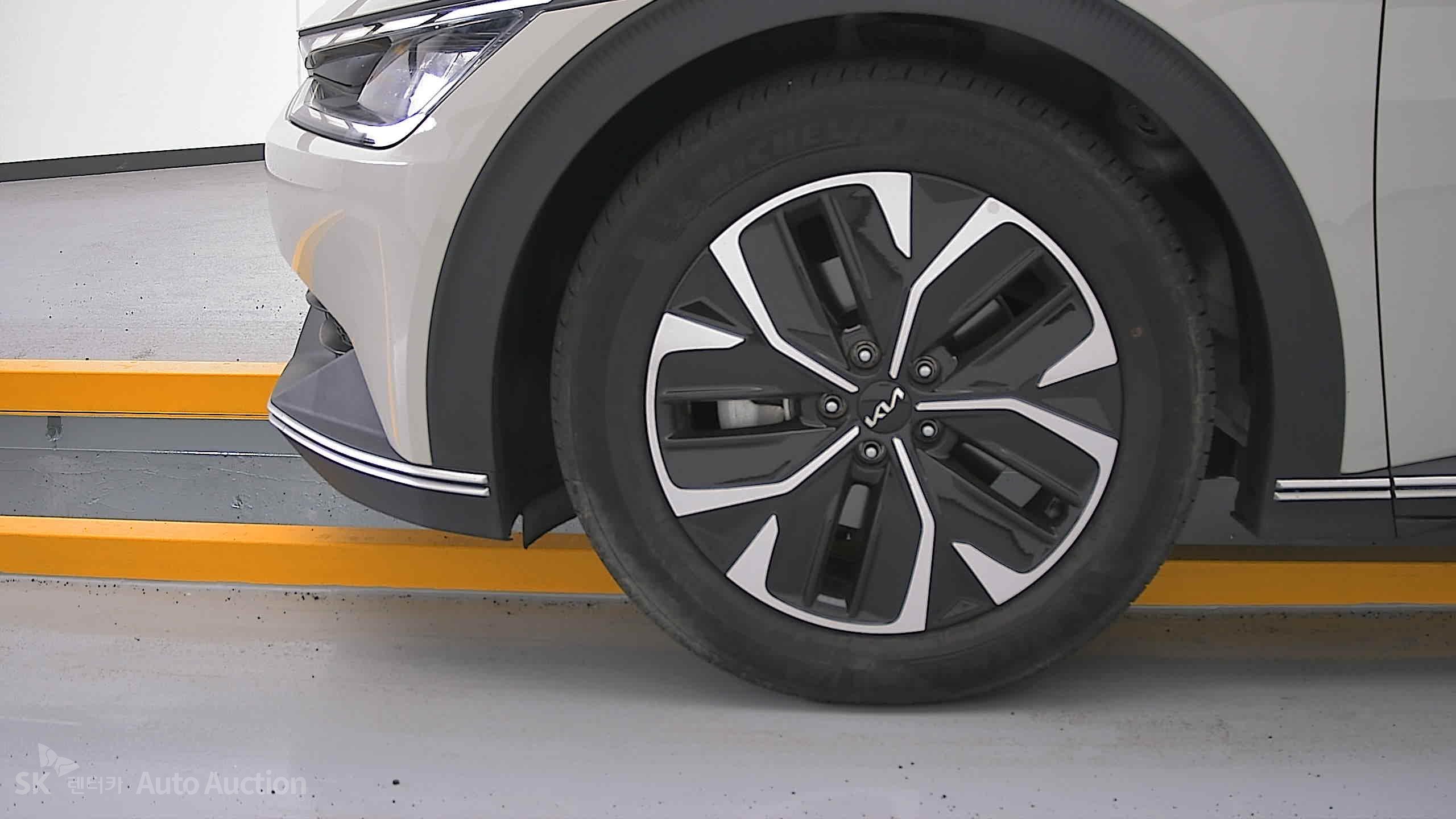 2022 - kia ev6
