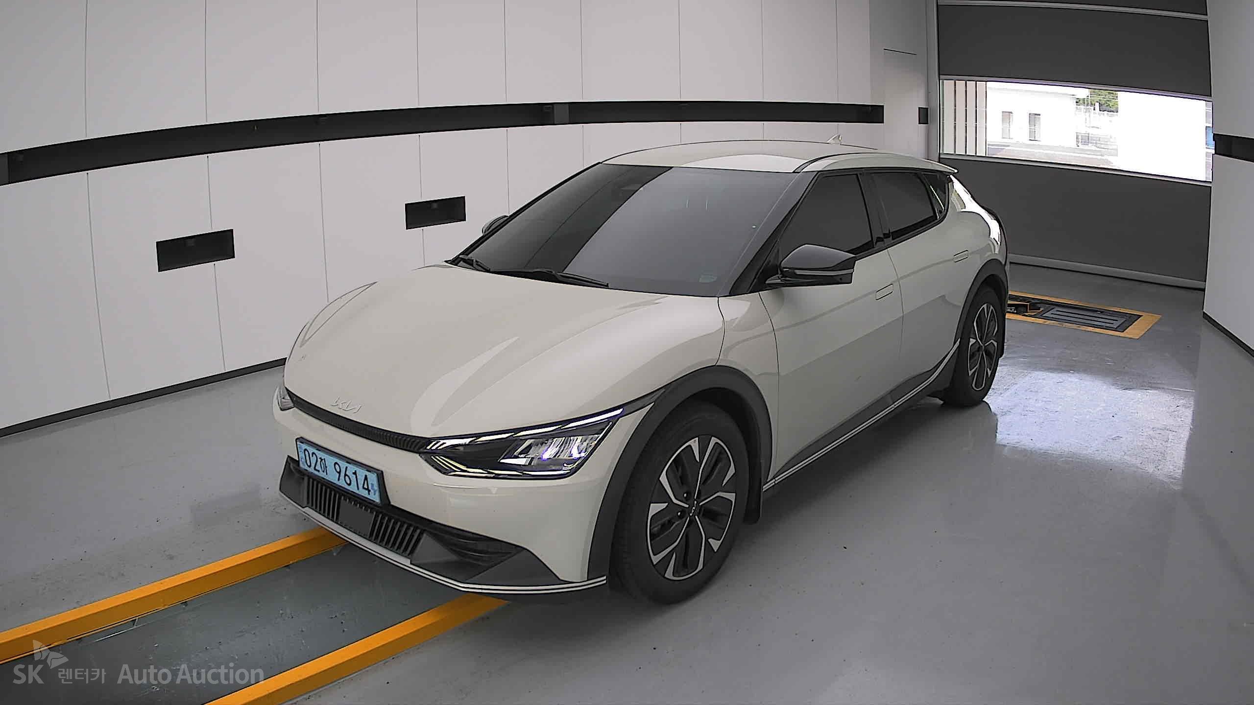 2022 - kia ev6