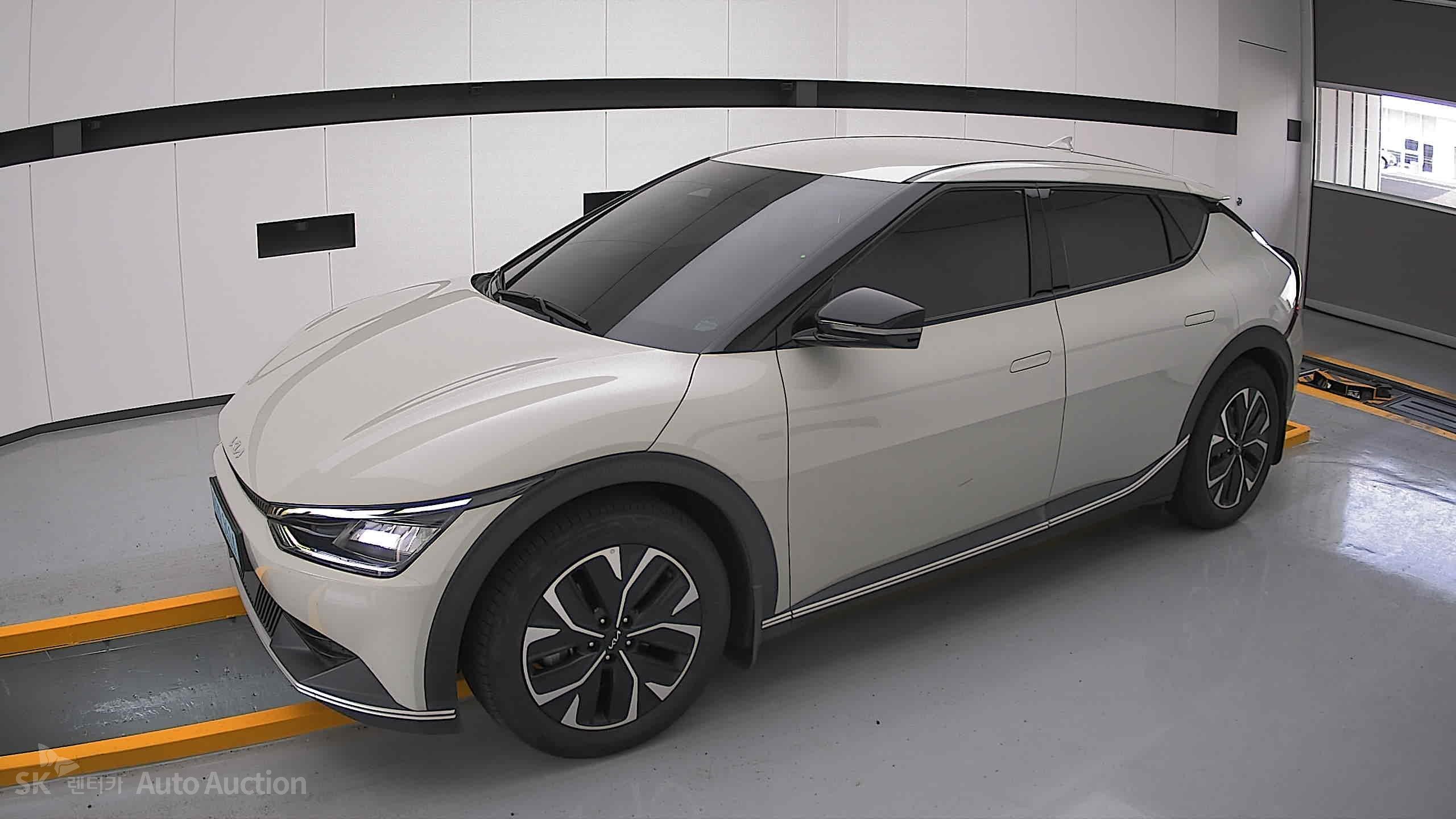 2022 - kia ev6