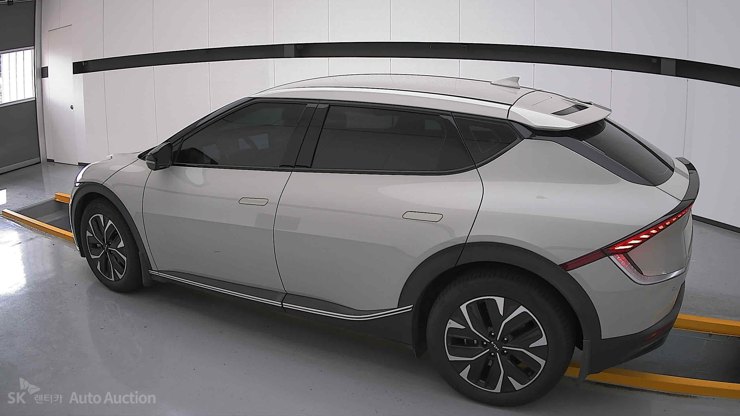 2022 - kia ev6