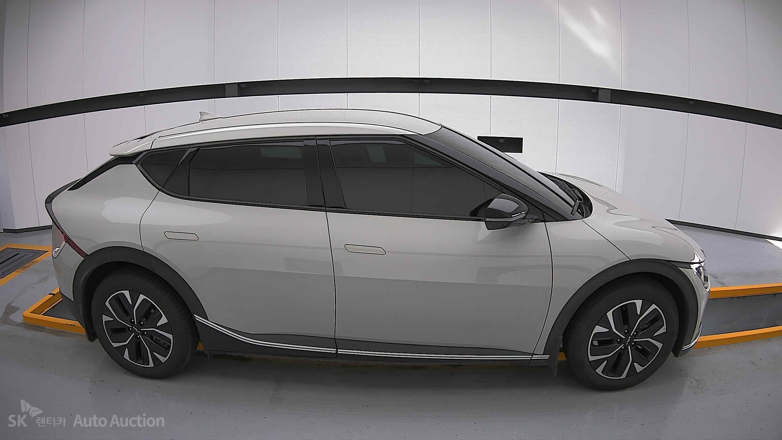 2022 - kia ev6
