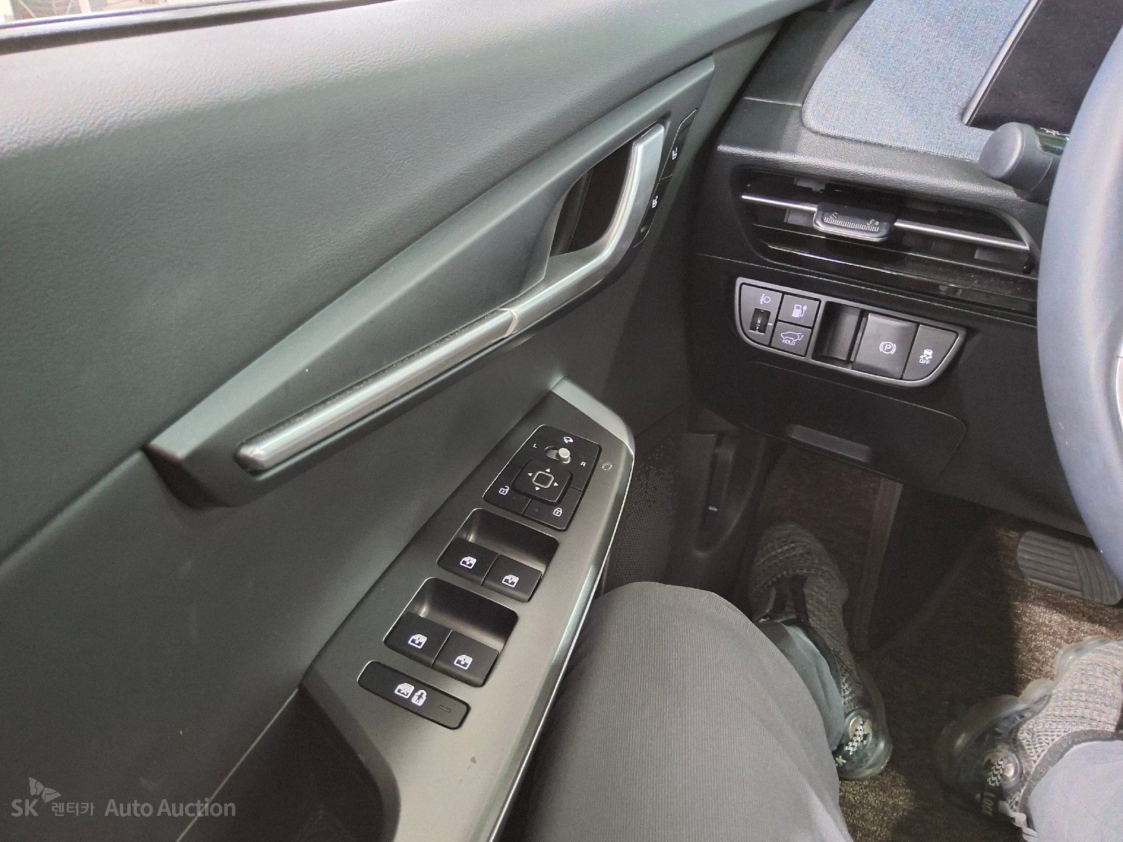 2022 - kia ev6