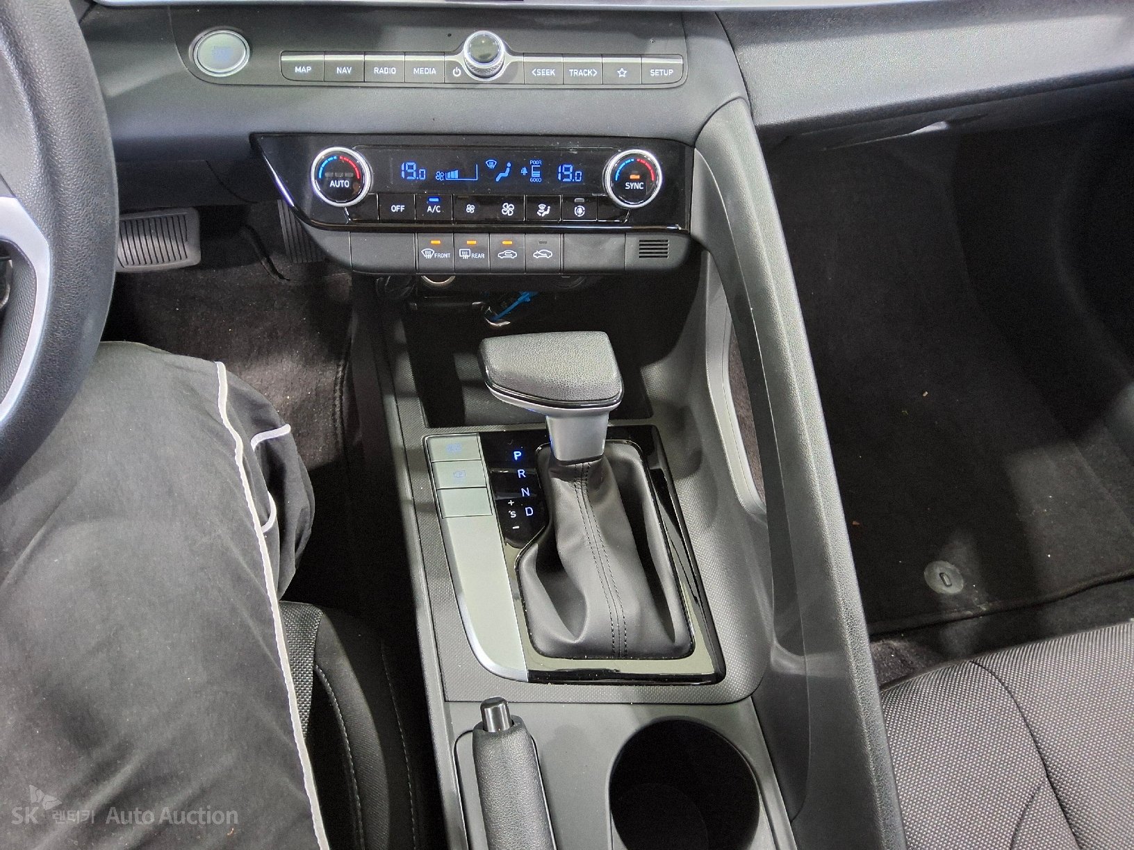 2021 - hyundai avante