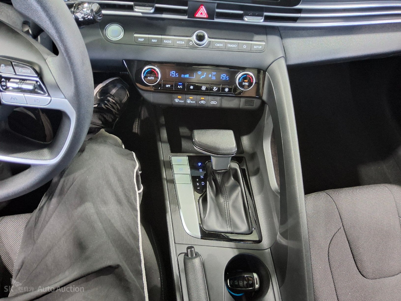 2021 - hyundai avante
