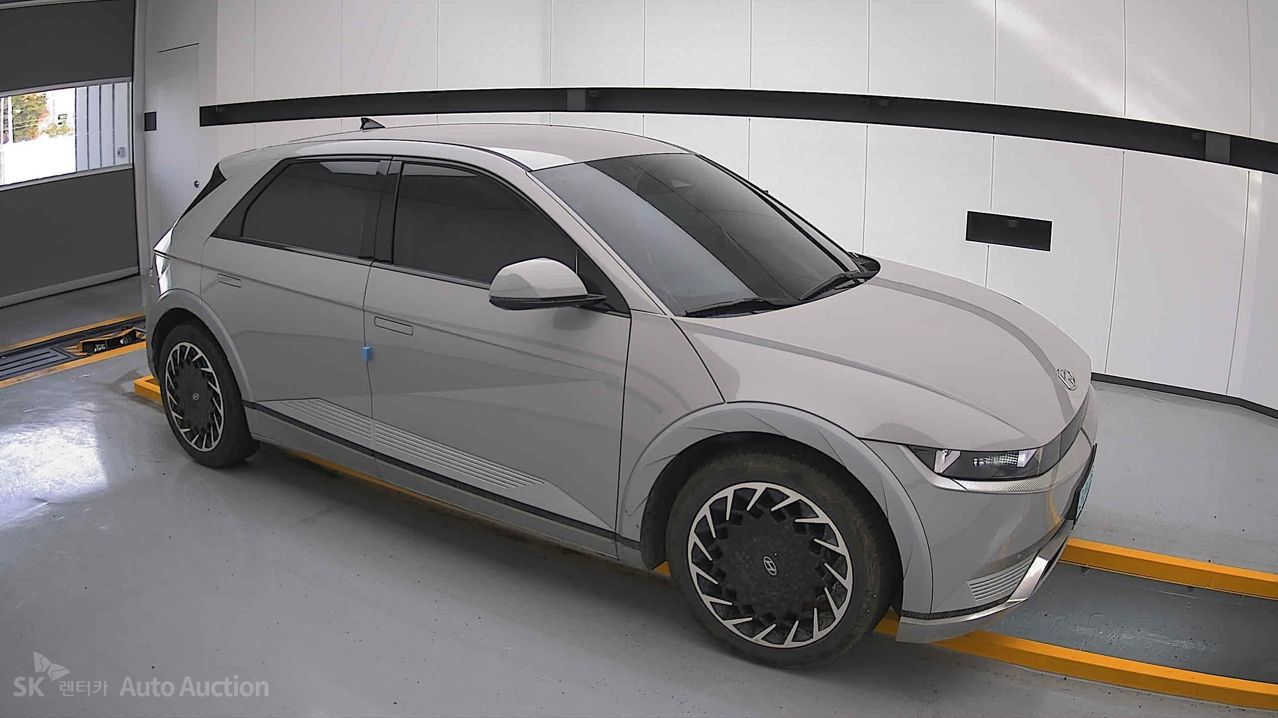 2022 - hyundai ioniq