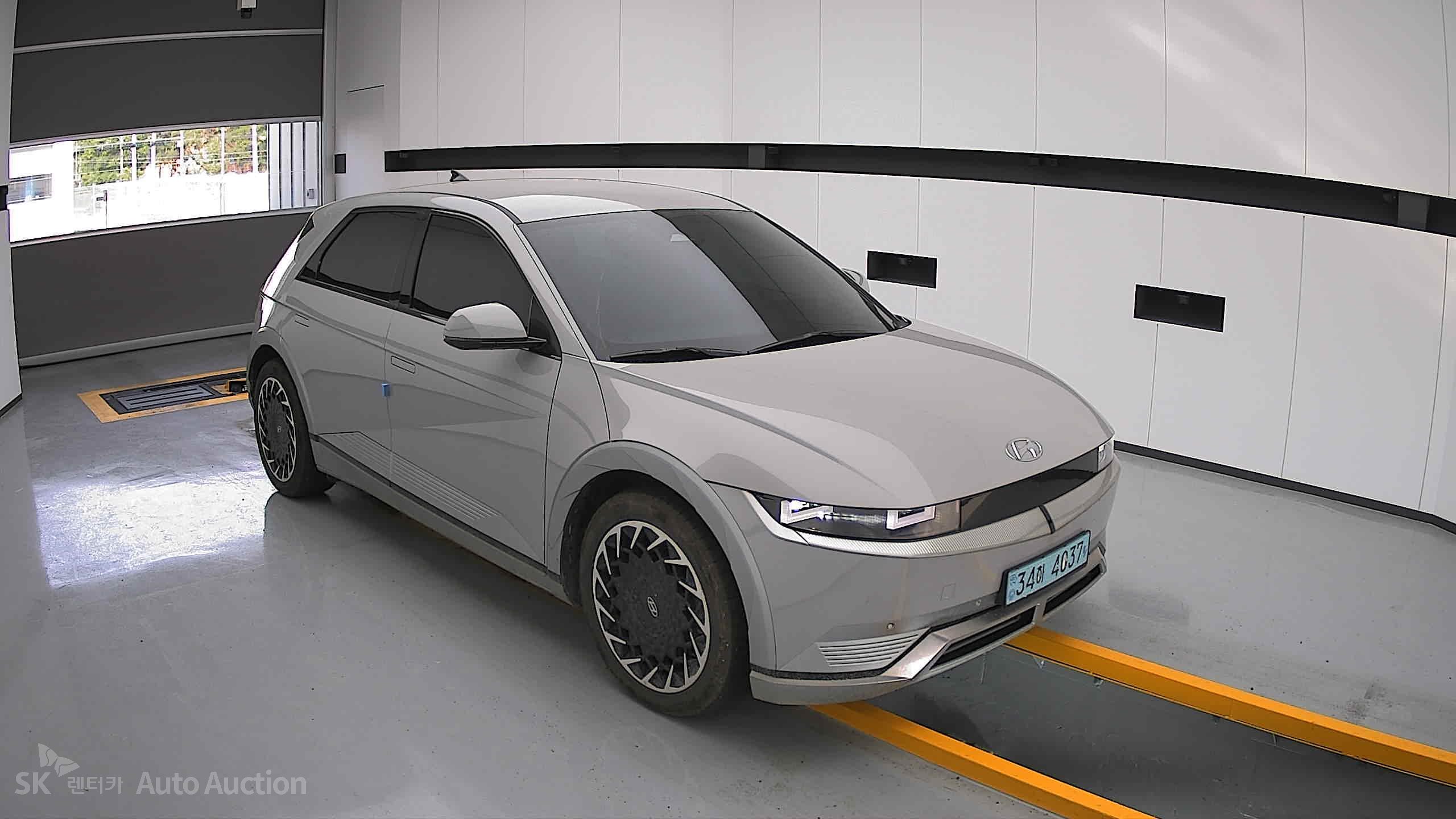 2022 - hyundai ioniq