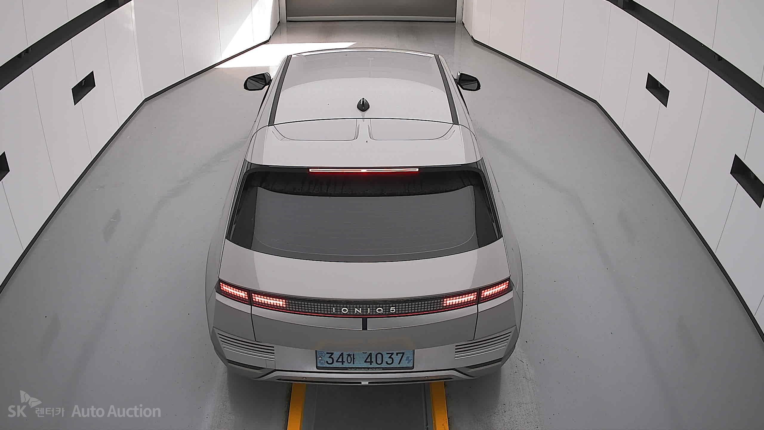 2022 - hyundai ioniq