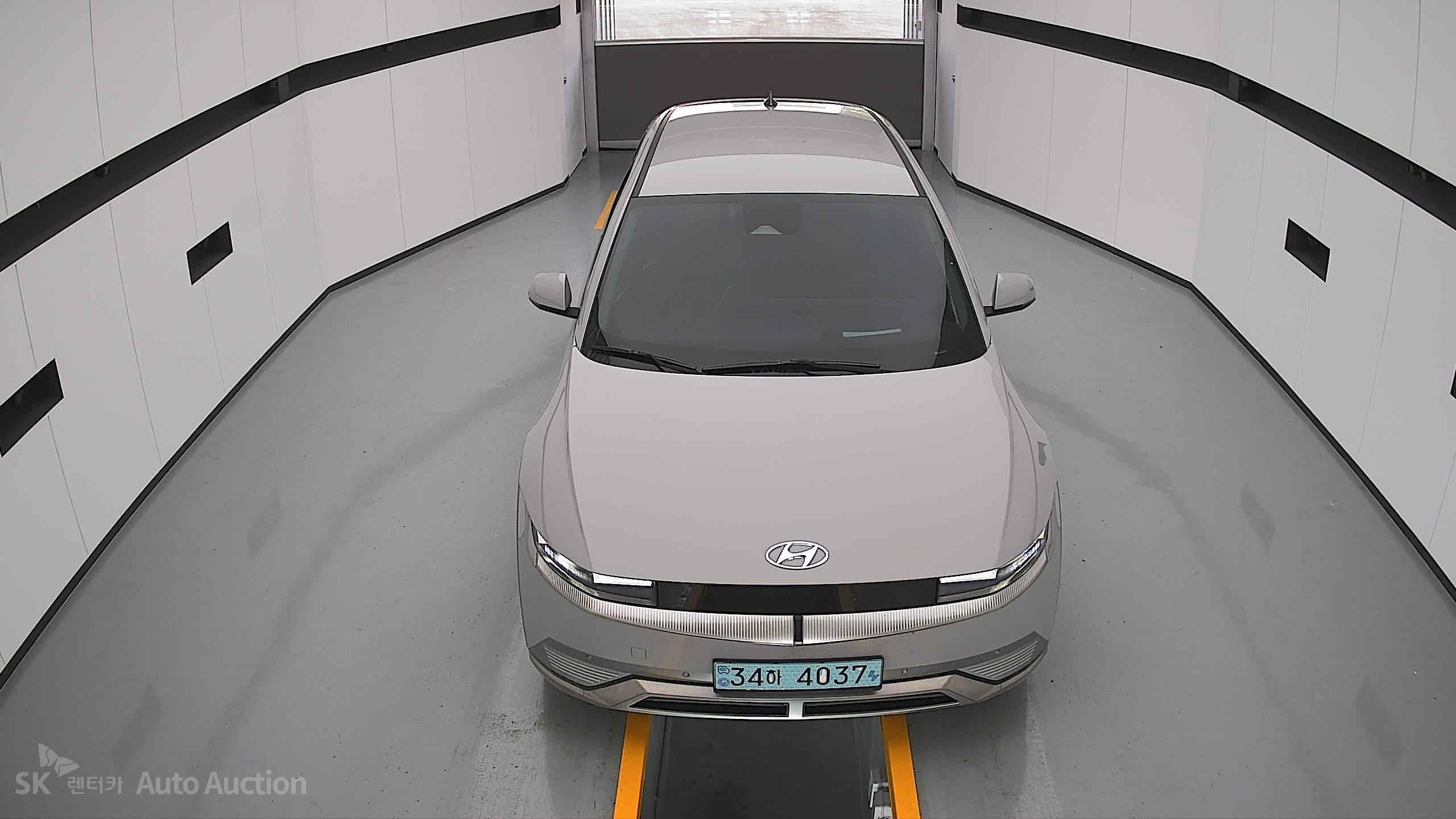 2022 - hyundai ioniq