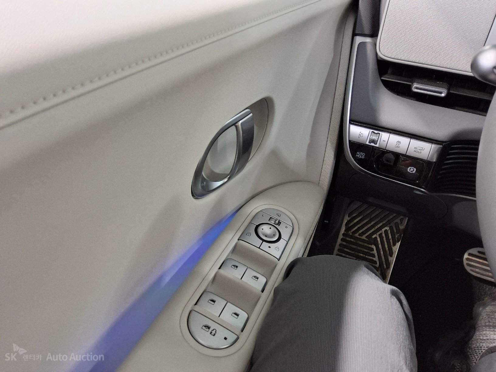 2022 - hyundai ioniq