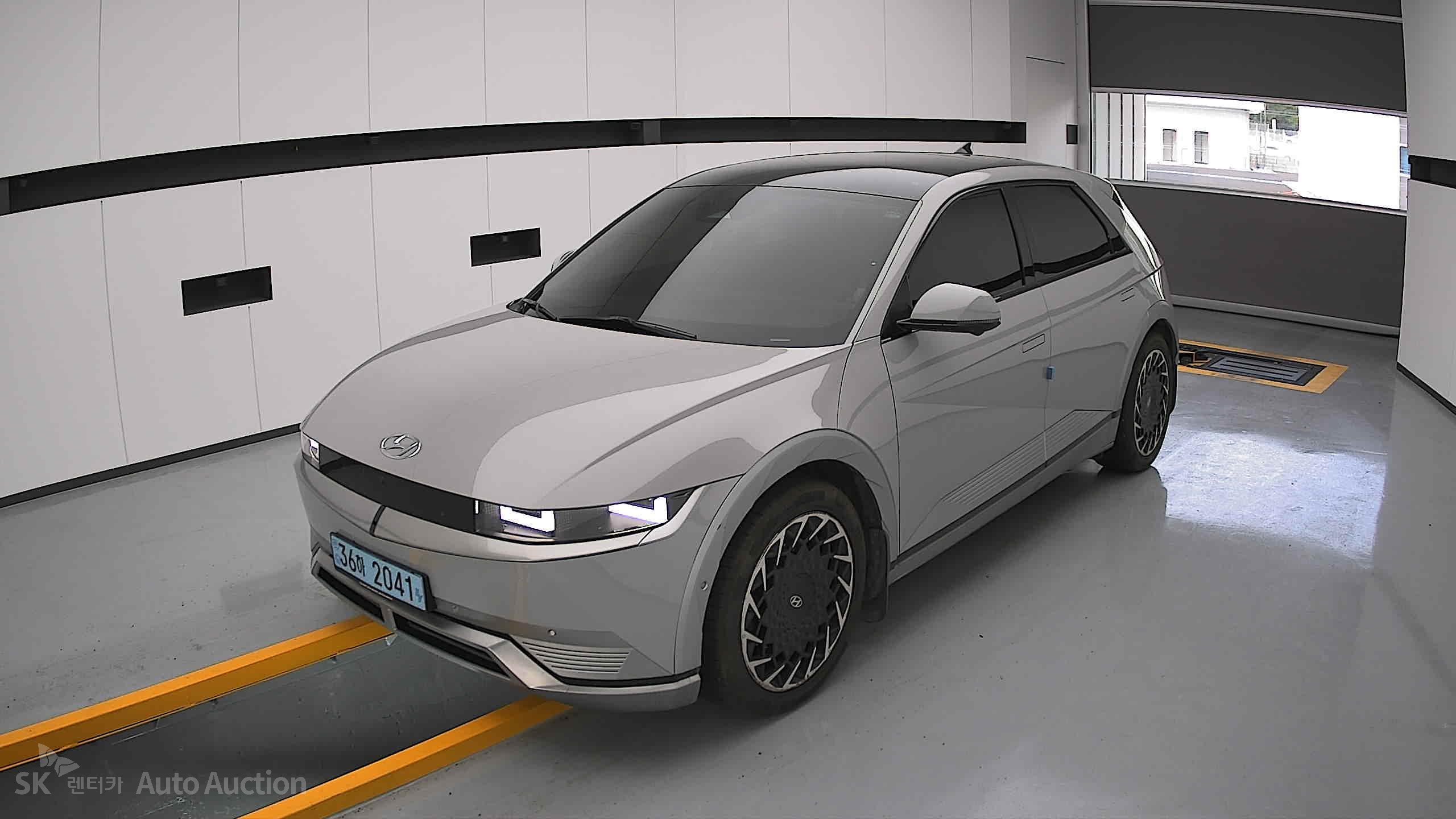 2022 - hyundai ioniq